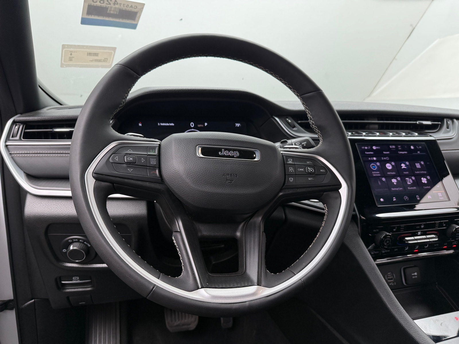 Thumbnail: 2025 Jeep Grand Cherokee L - 4
