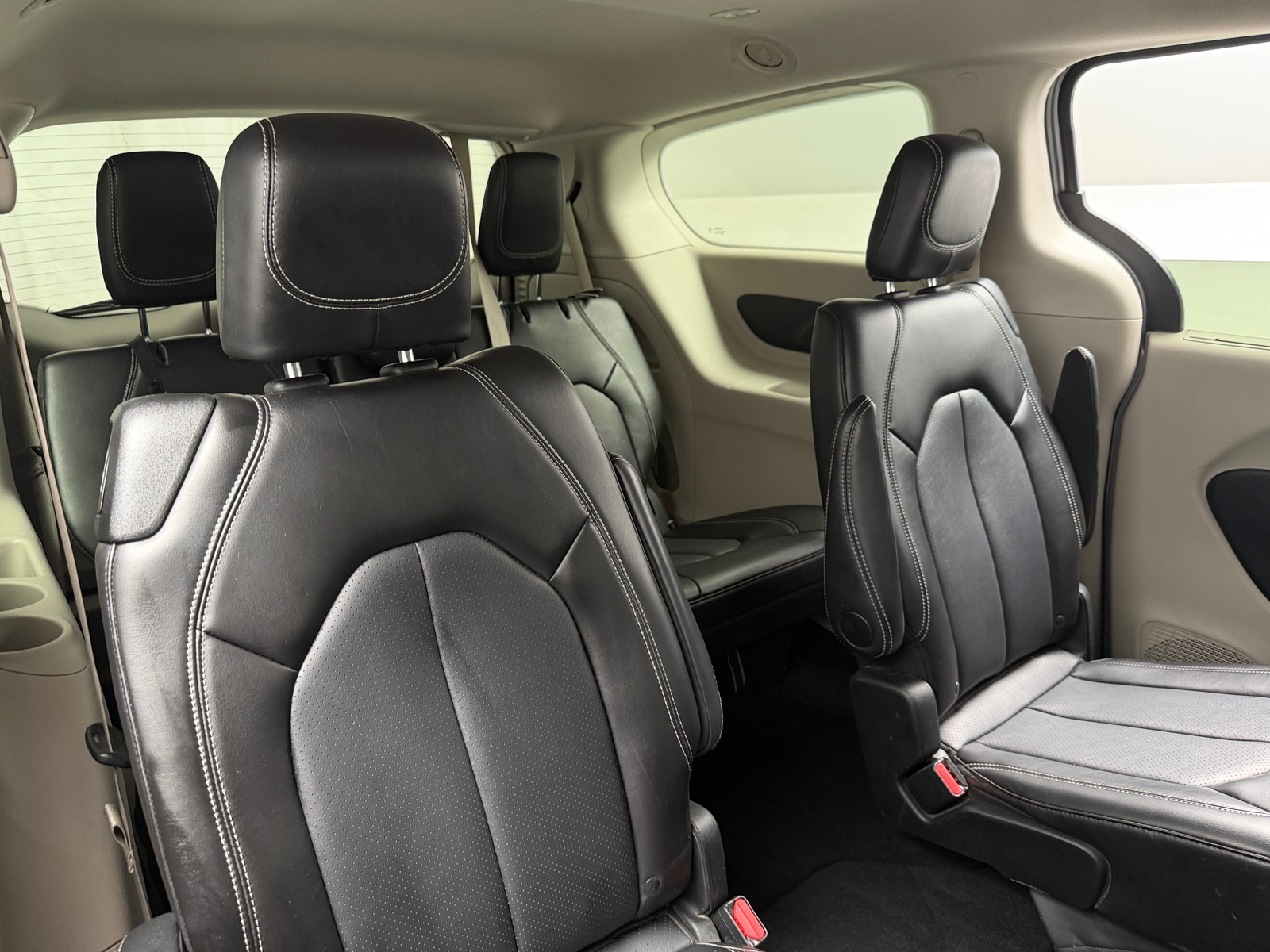 Thumbnail: 2024 Chrysler Pacifica - 5