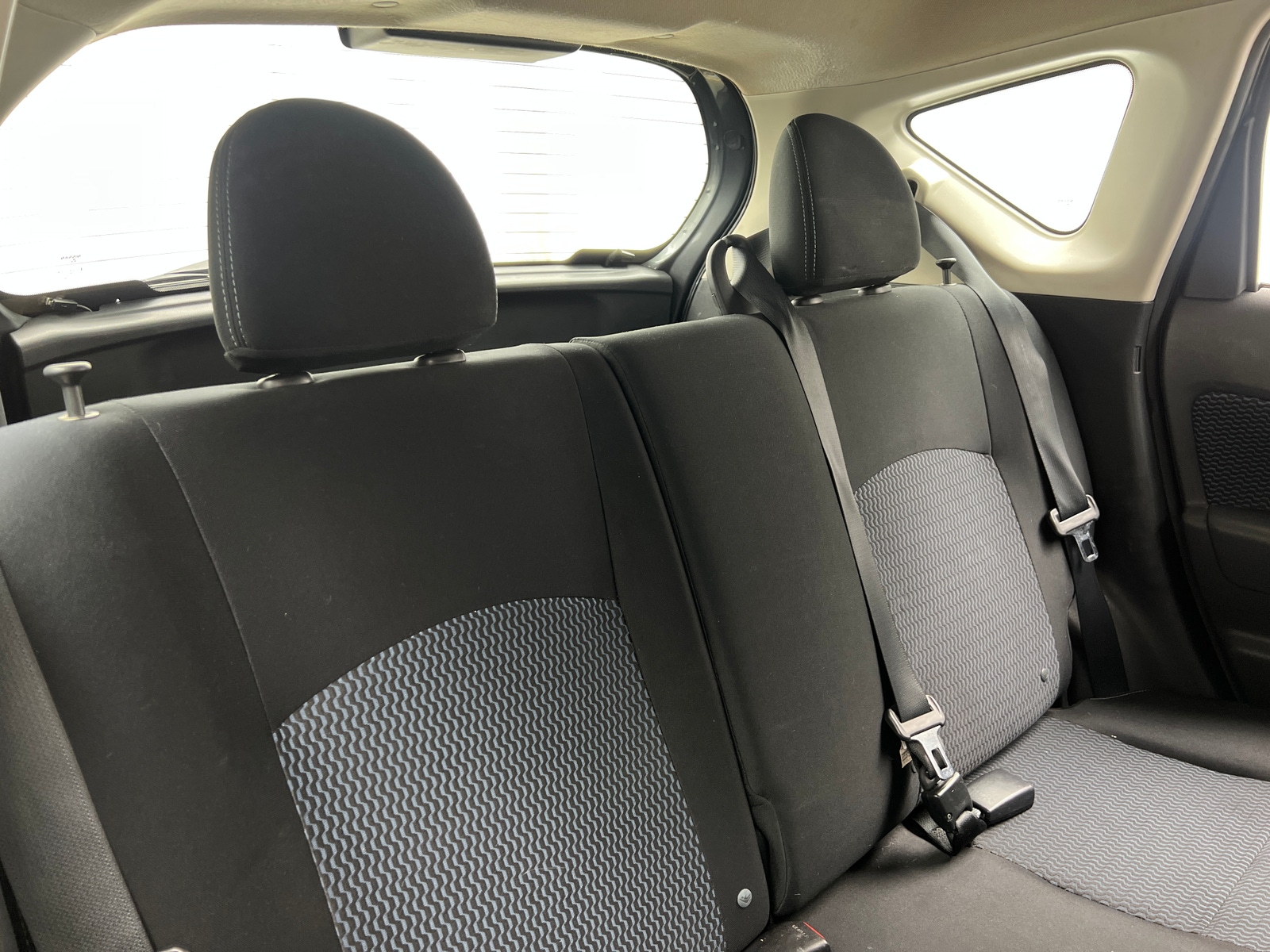 Thumbnail: 2016 Nissan Versa Note - 6