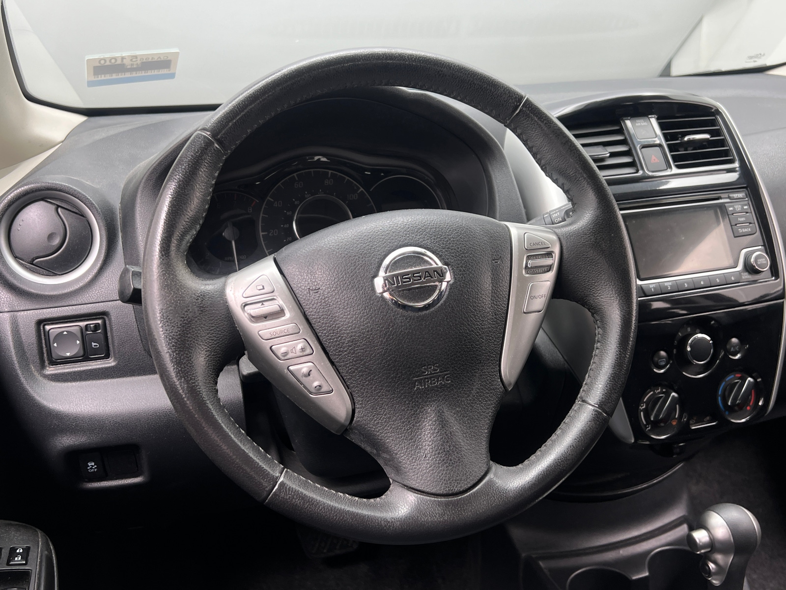 Thumbnail: 2016 Nissan Versa Note - 5