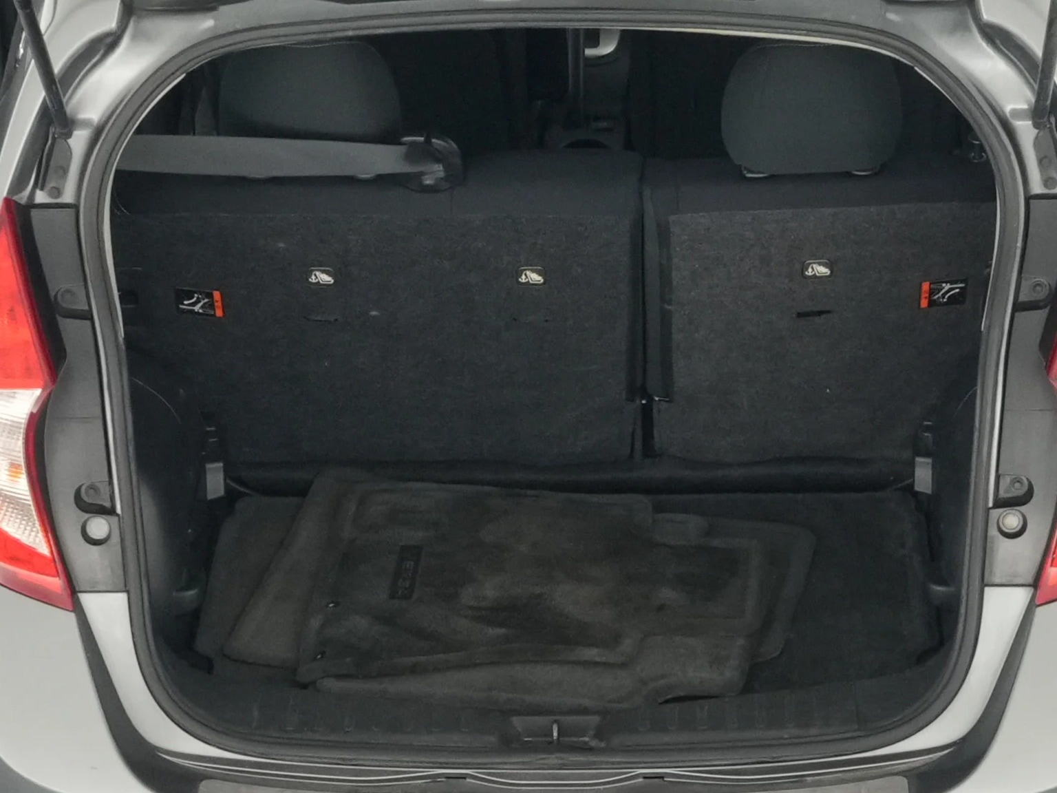 Thumbnail: 2016 Nissan Versa Note - 7