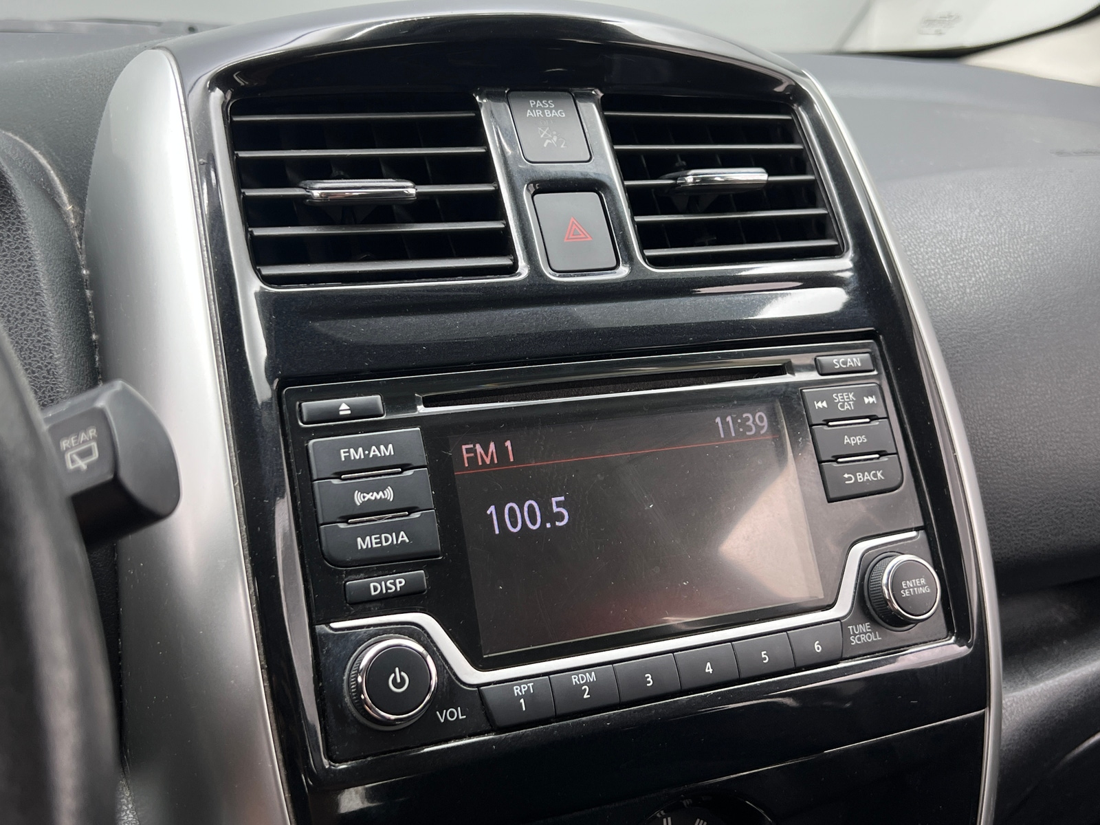 Thumbnail: 2016 Nissan Versa Note - 4