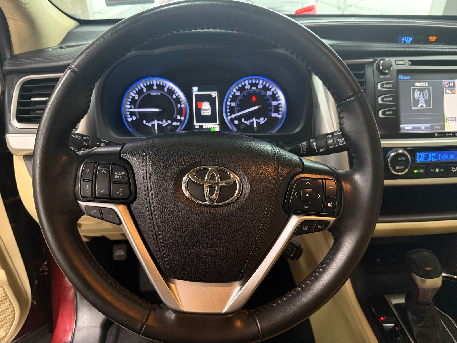 Thumbnail: 2019 Toyota Highlander - 4