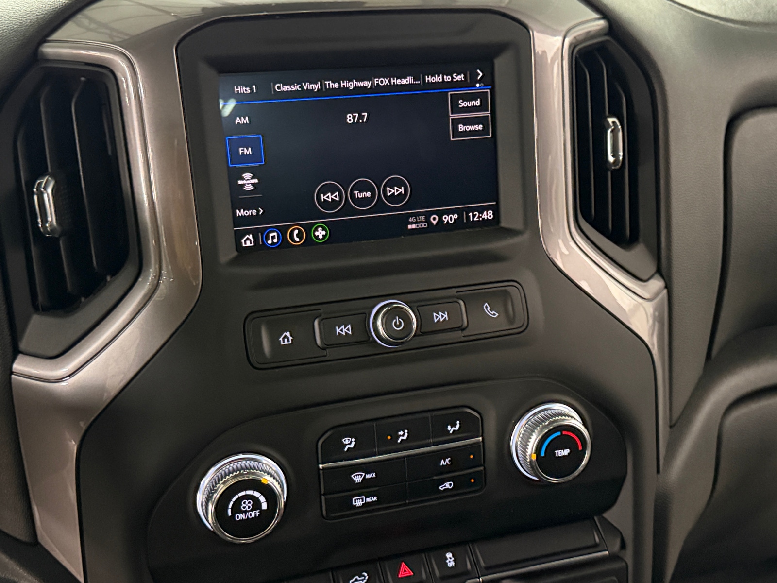 Thumbnail: 2023 GMC Sierra 1500 - 4