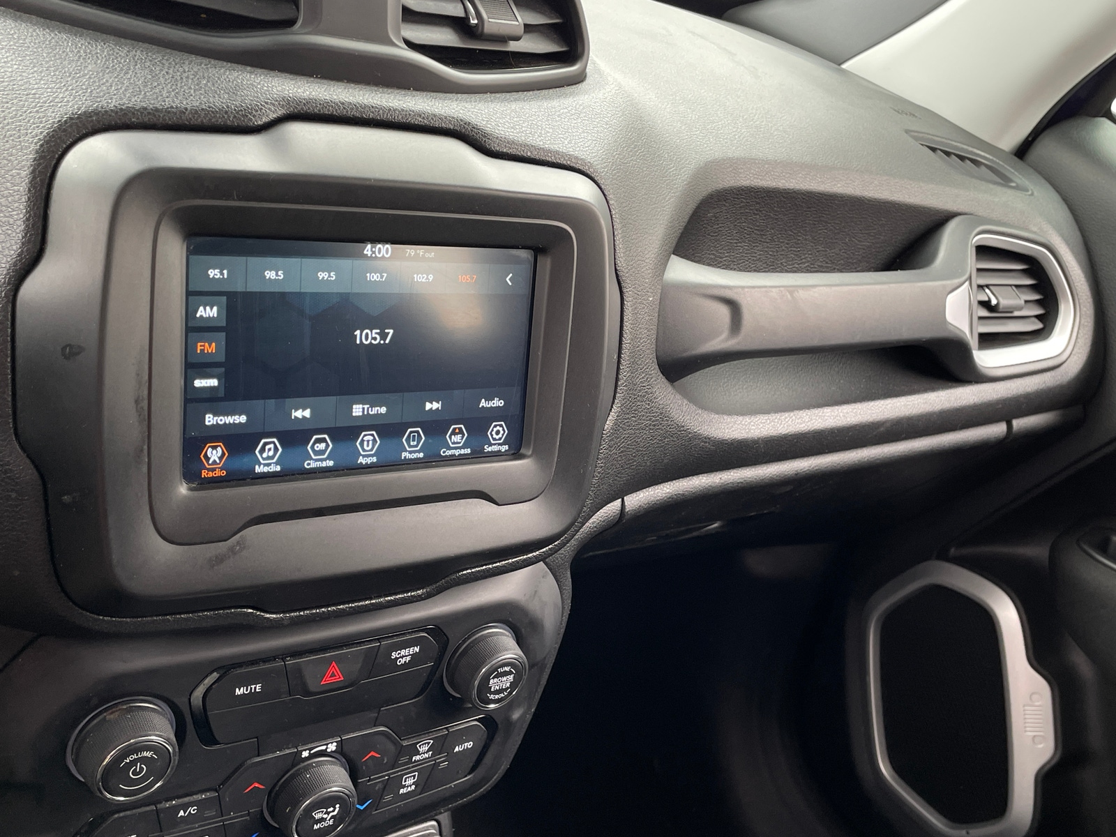 Thumbnail: 2020 Jeep Renegade - 4