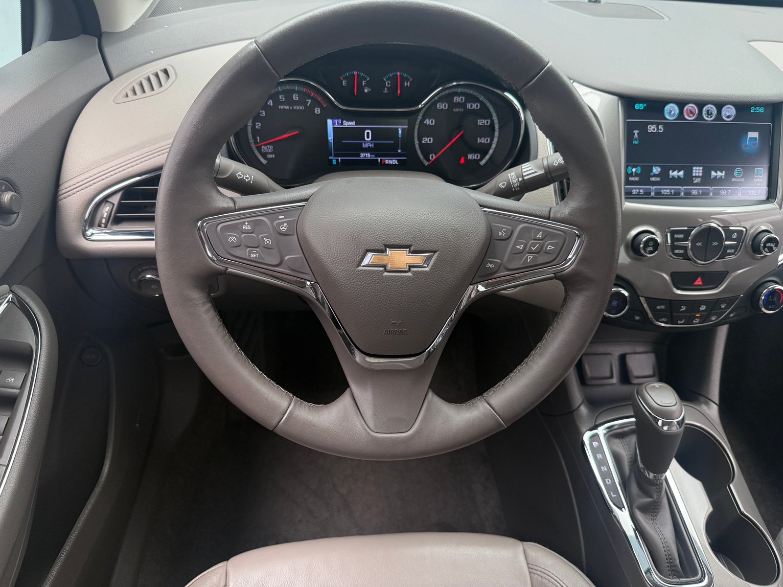 Thumbnail: 2017 Chevrolet Cruze - 4