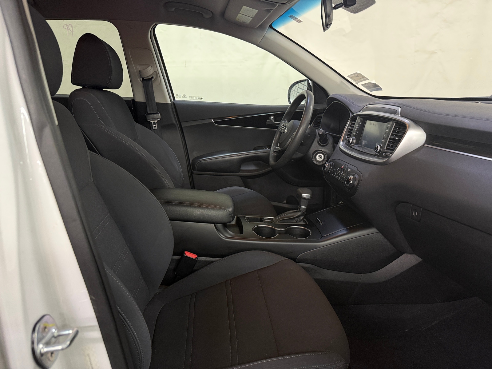 Thumbnail: 2019 Kia Sorento - 2
