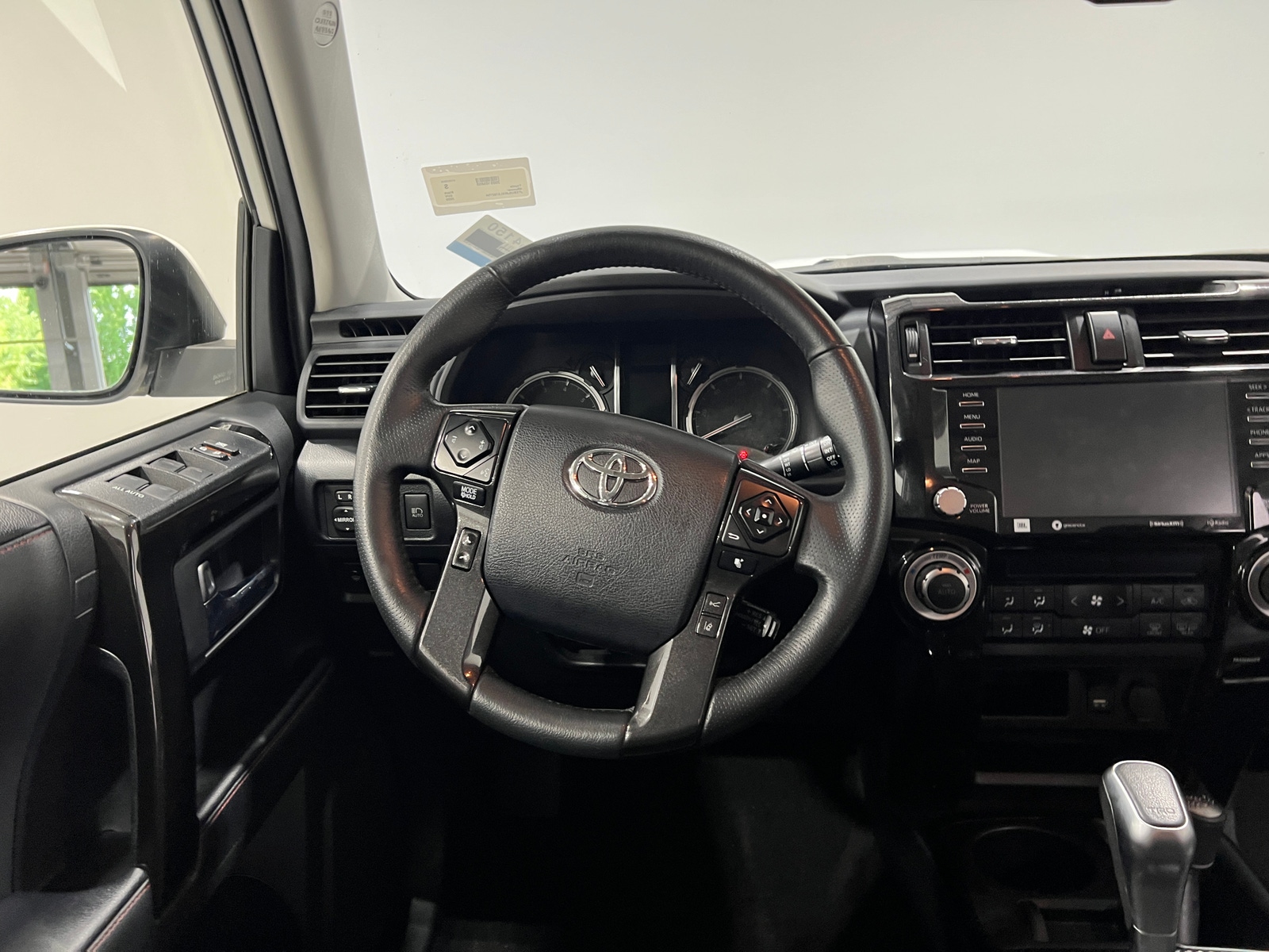 Thumbnail: 2020 Toyota 4Runner - 4