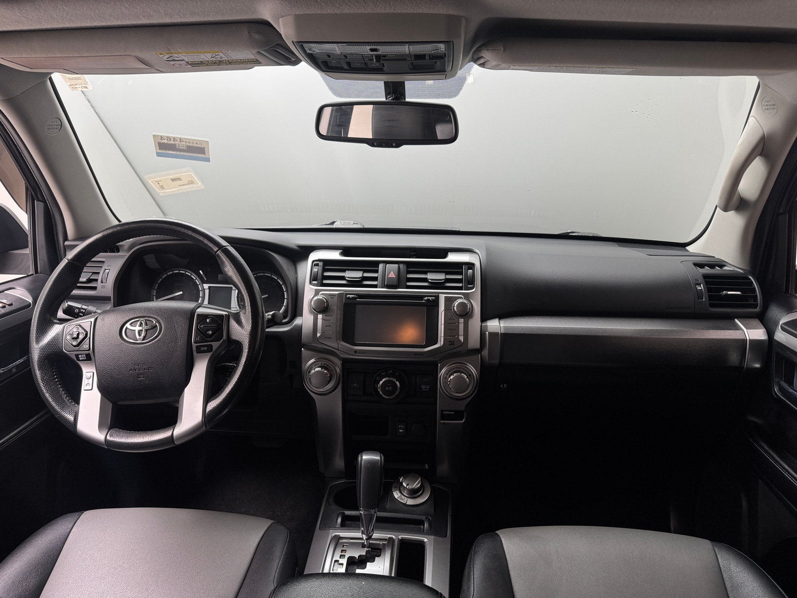 Thumbnail: 2015 Toyota 4Runner - 3