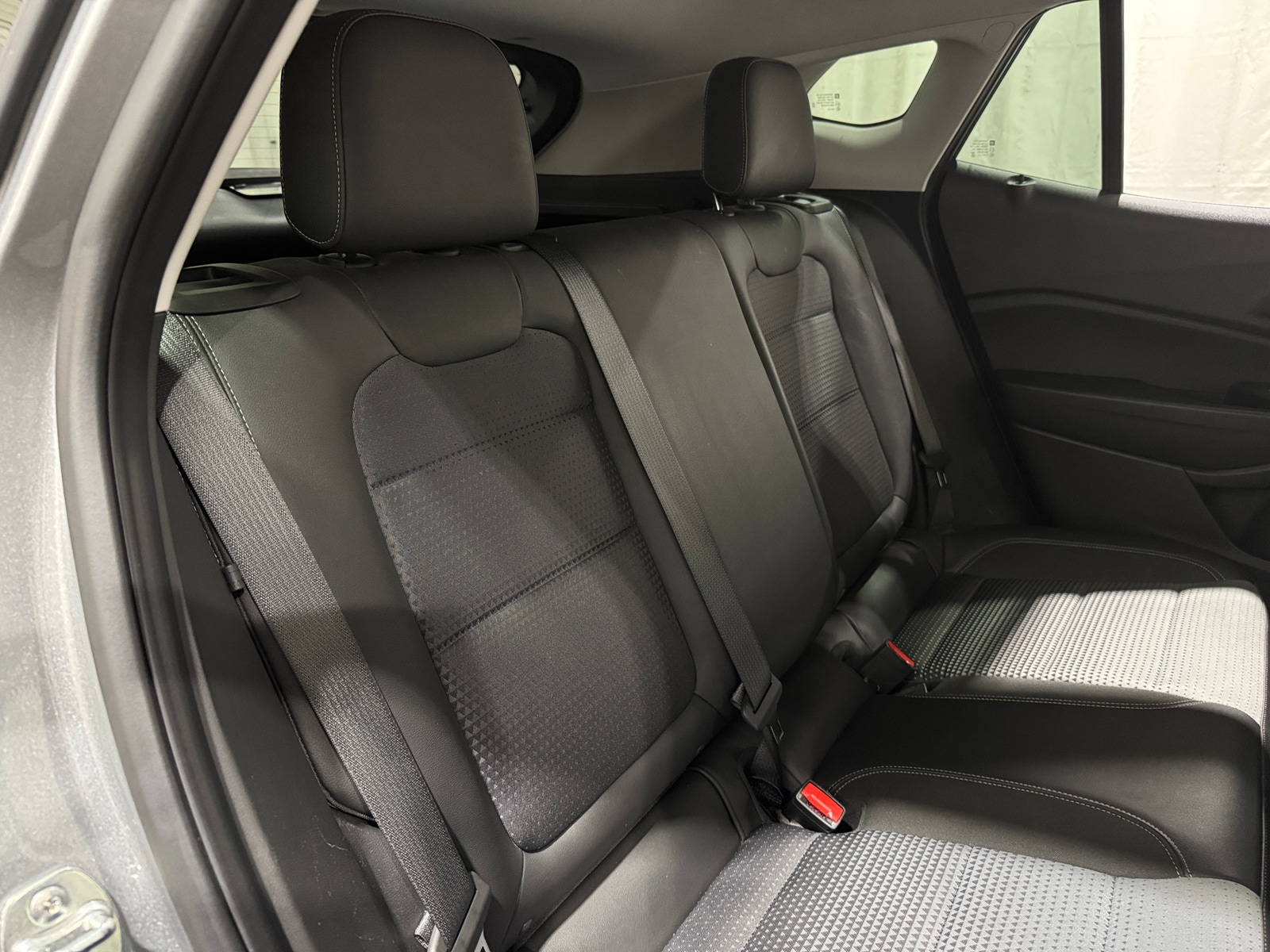 Thumbnail: 2025 Chevrolet Trax - 5