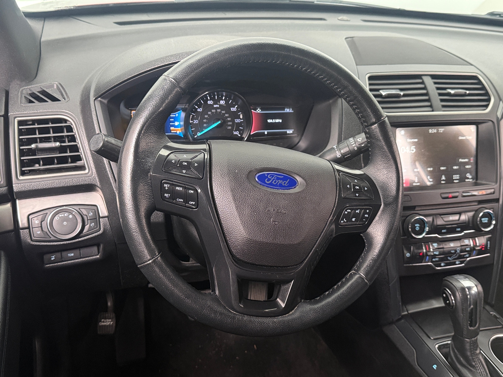 Thumbnail: 2018 Ford Explorer - 5