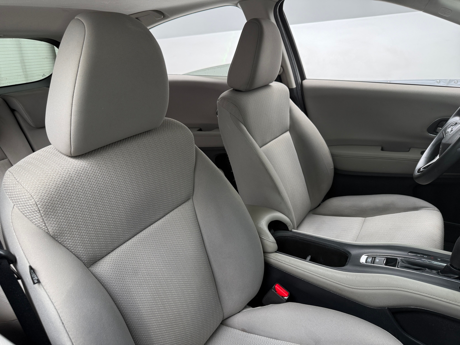 Thumbnail: 2016 Honda HR-V - 2
