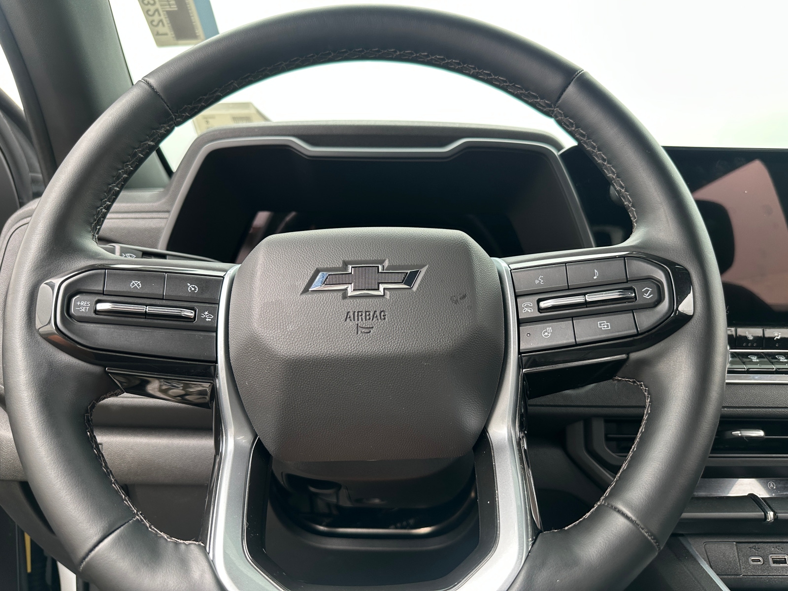 Thumbnail: 2025 Chevrolet Colorado - 4