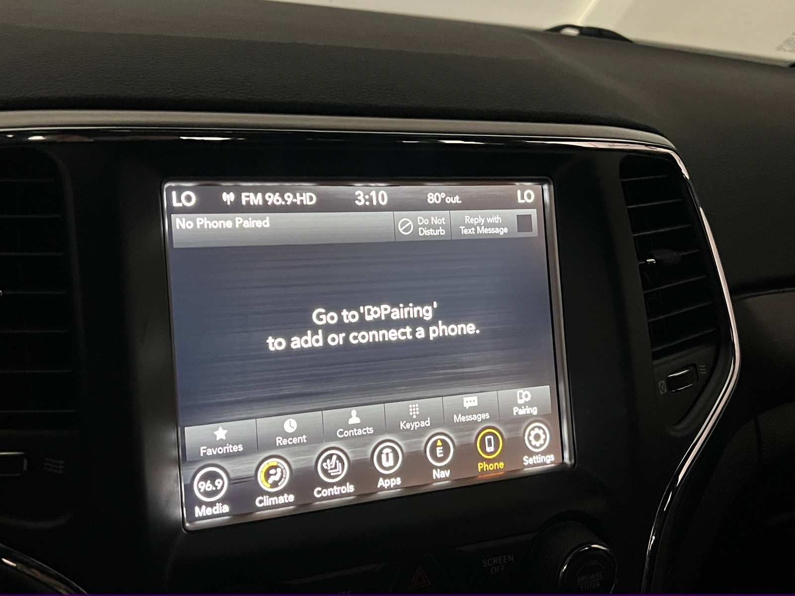 Thumbnail: 2018 Jeep Grand Cherokee - 3