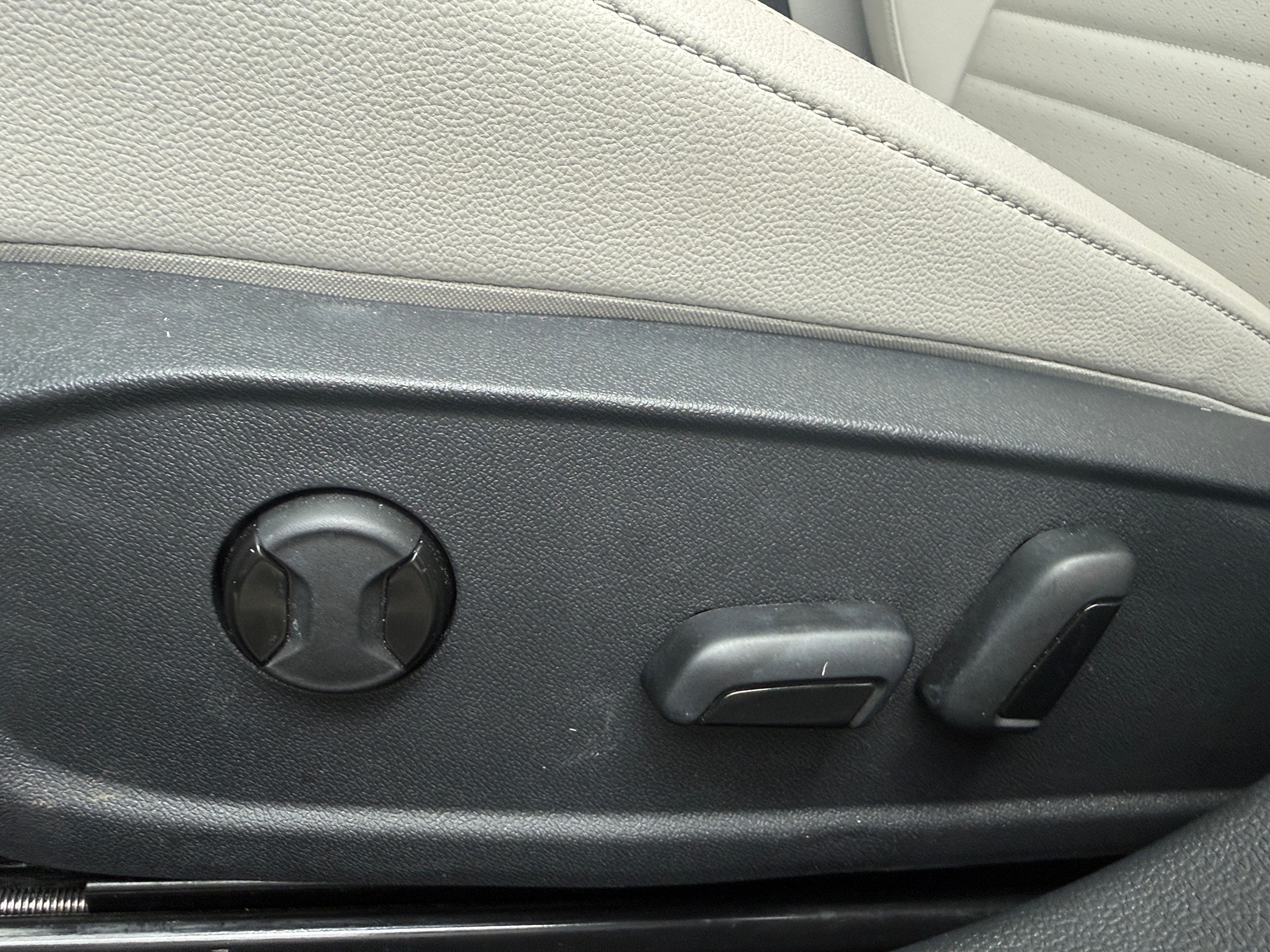 3VW7M7BU5RM077448