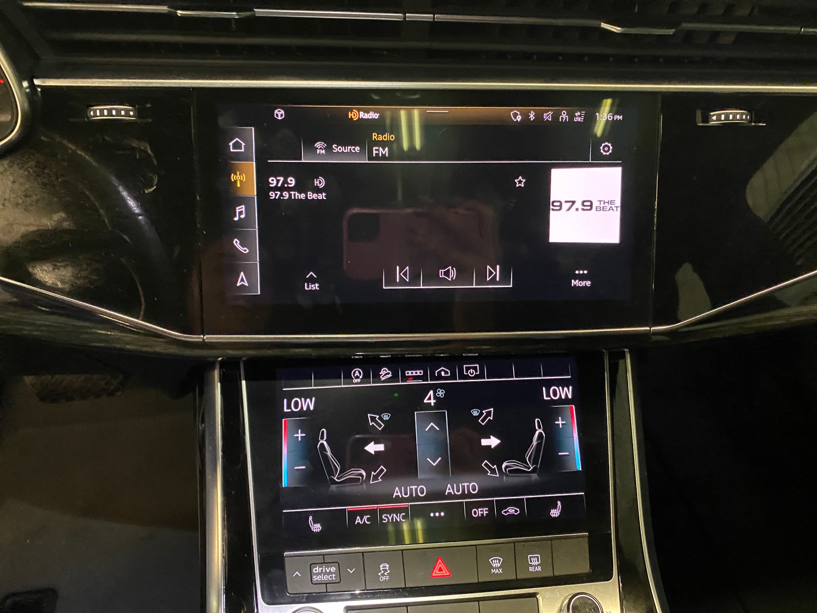 Thumbnail: 2022 Audi Q7 - 3