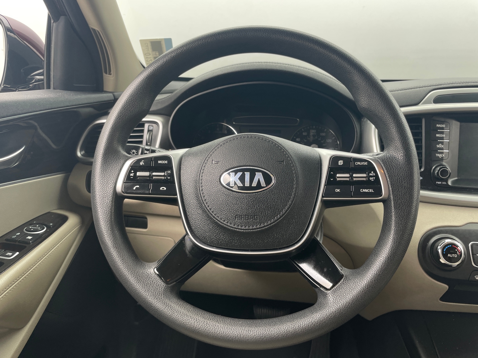 Thumbnail: 2019 Kia Sorento - 5