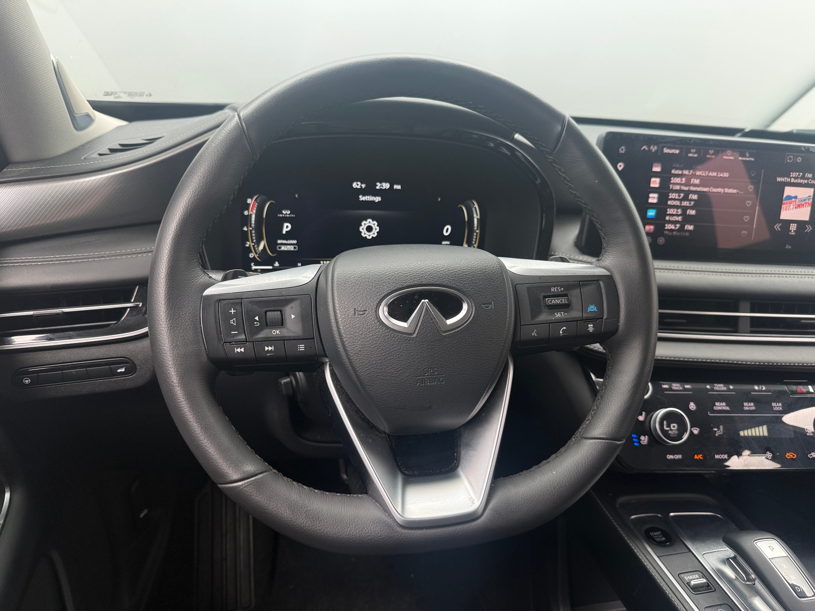 Thumbnail: 2026 INFINITI QX60 - 4