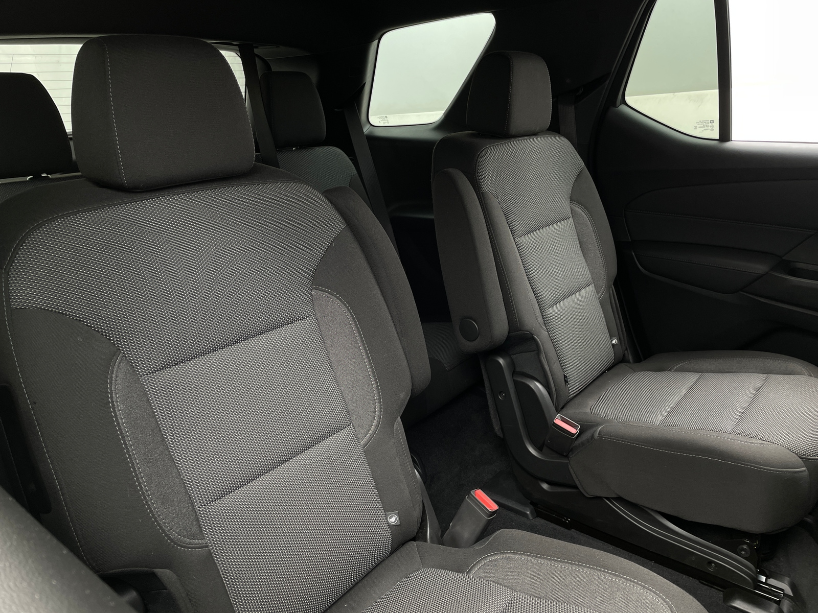 Thumbnail: 2023 Chevrolet Traverse - 6