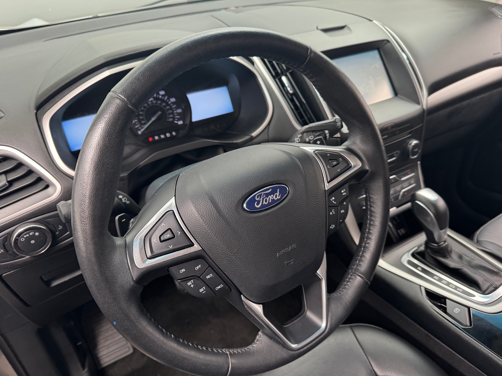 Thumbnail: 2015 Ford Edge - 4