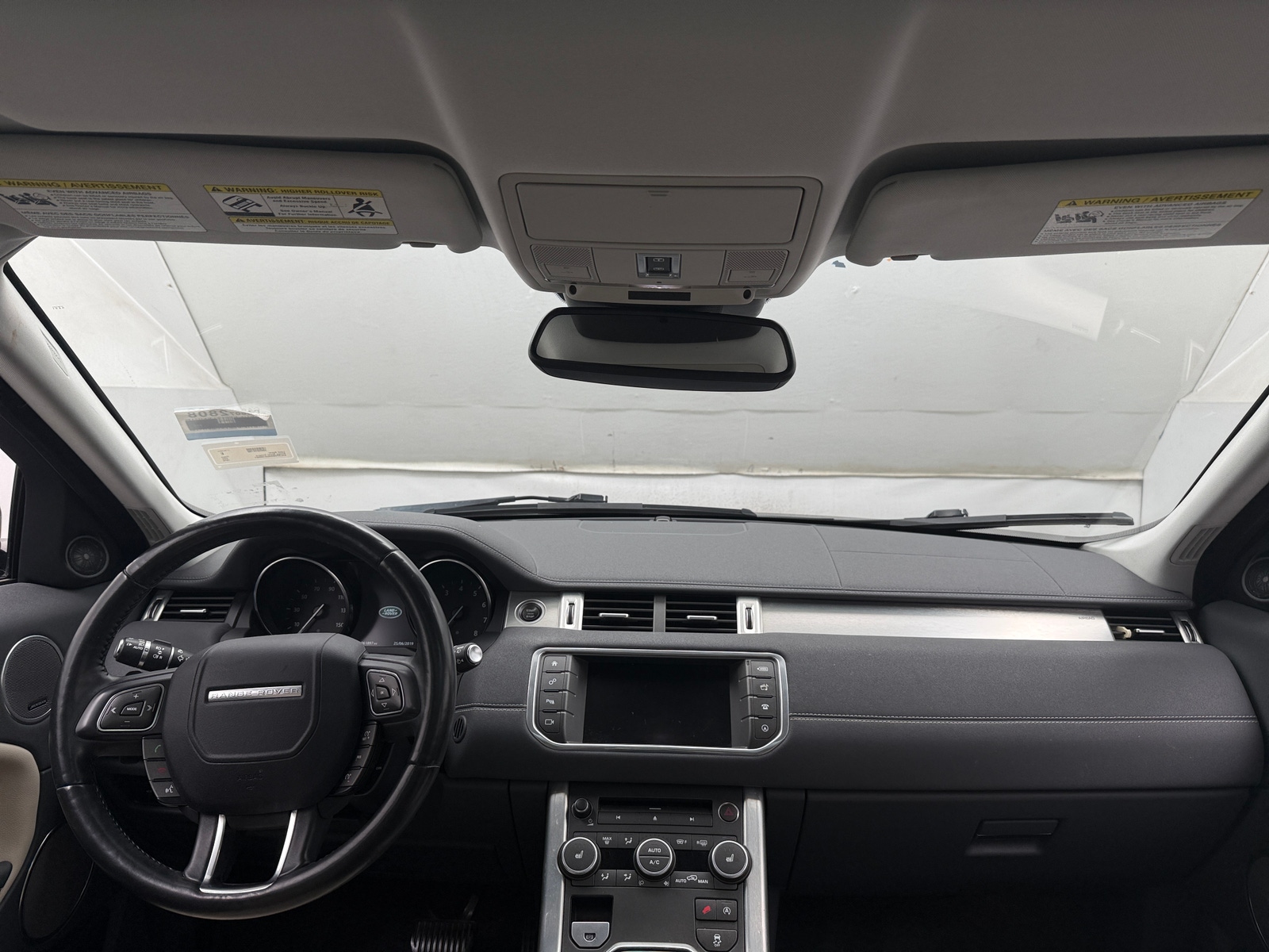 Thumbnail: 2016 Land Rover Range Rover Evoque - 2