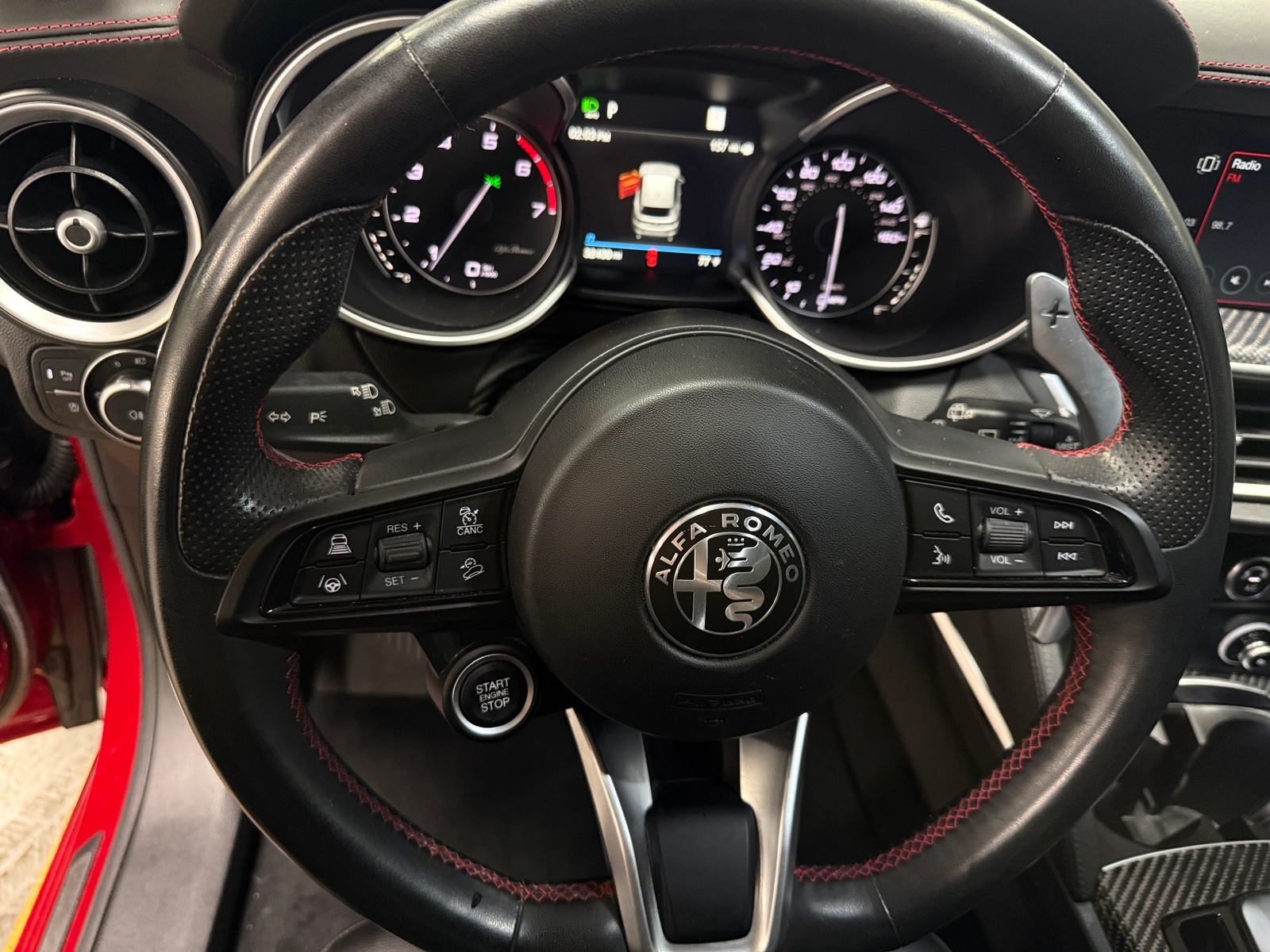 Thumbnail: 2023 Alfa Romeo Stelvio - 4