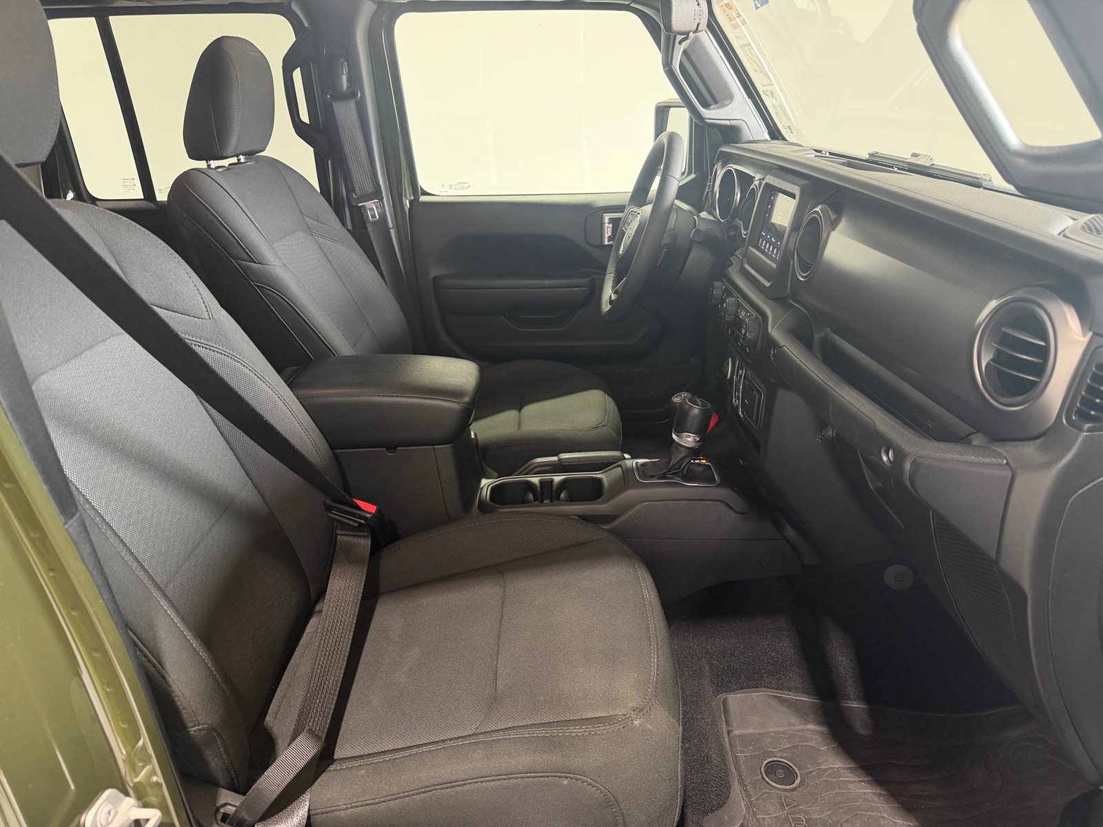 Thumbnail: 2023 Jeep Gladiator - 2