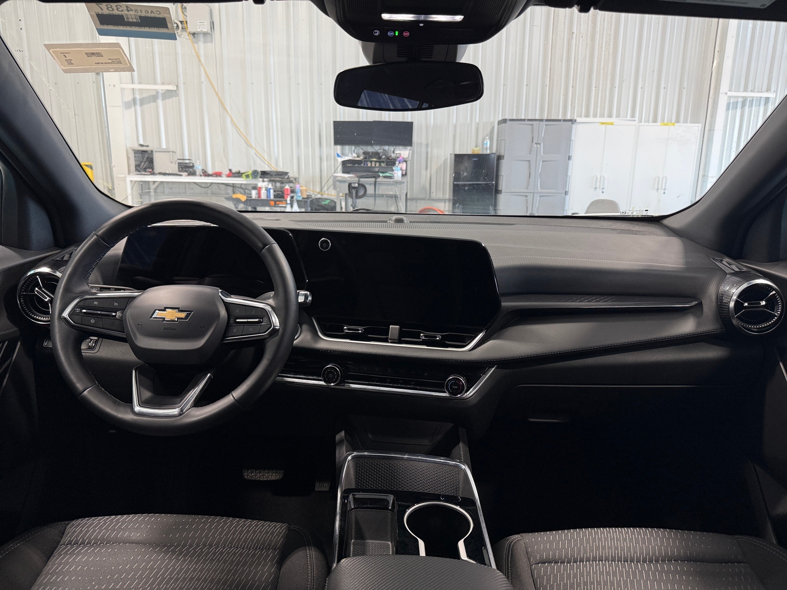 Thumbnail: 2025 Chevrolet Equinox - 3