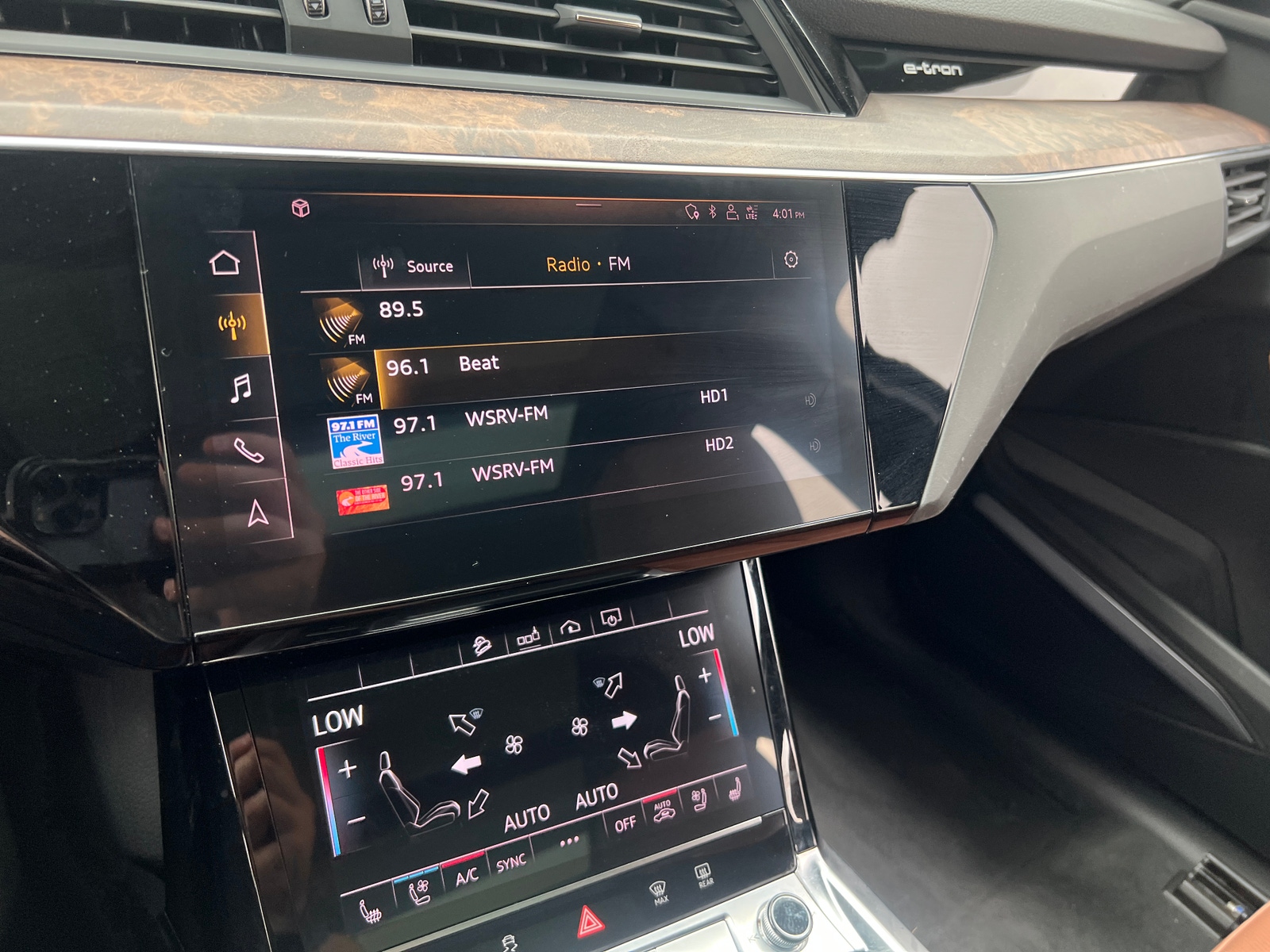 Thumbnail: 2019 Audi e-tron - 3
