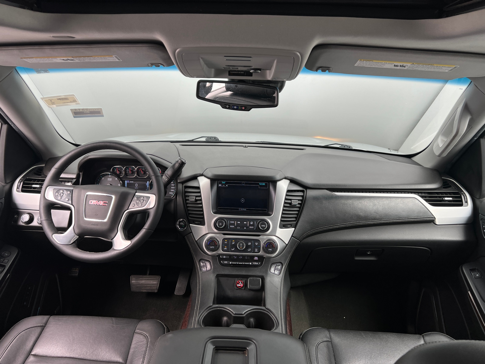 Thumbnail: 2018 GMC Yukon XL - 2