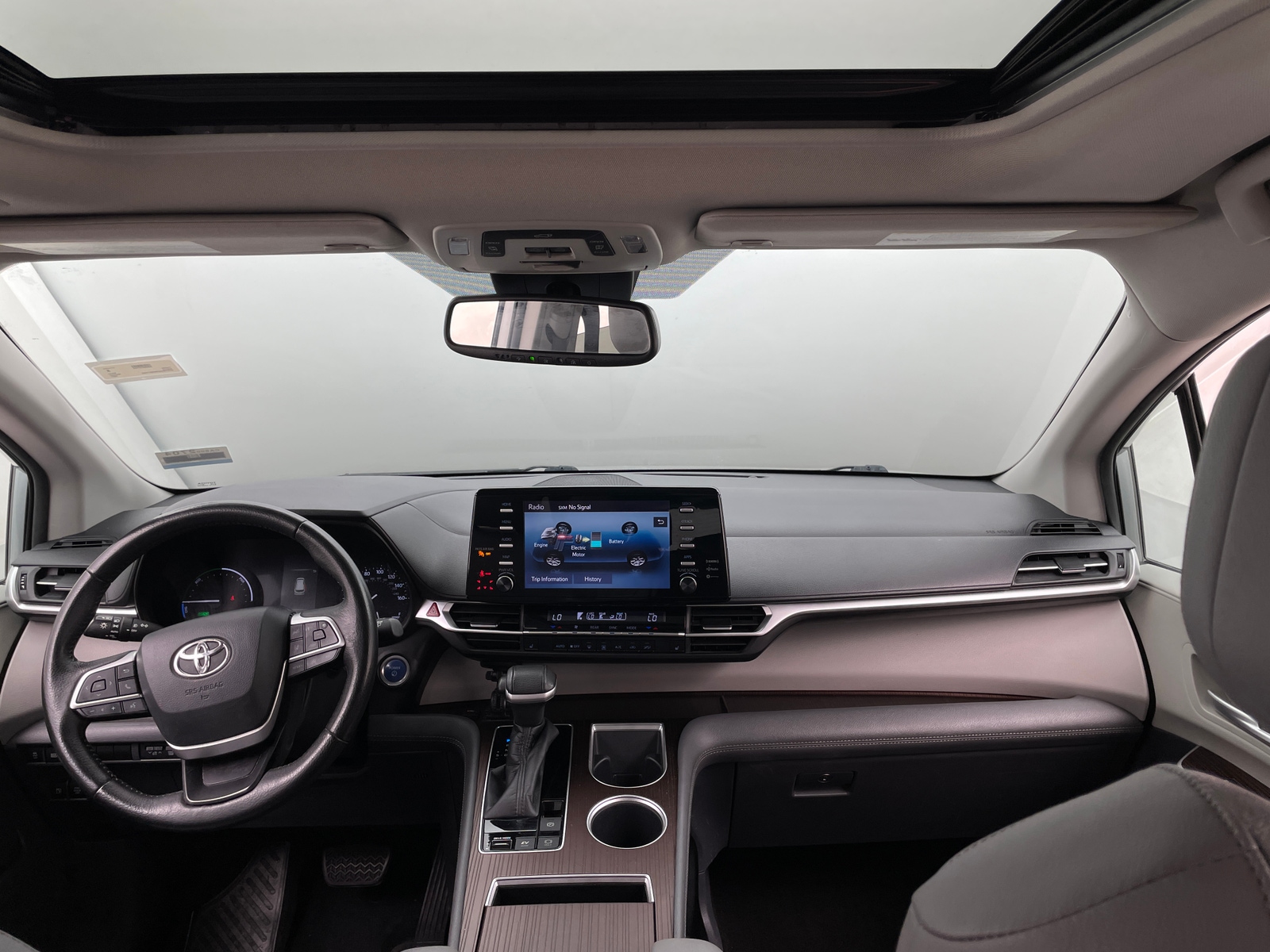 Thumbnail: 2021 Toyota Sienna - 2
