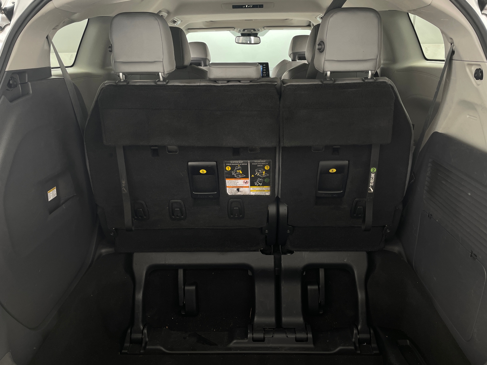 Thumbnail: 2021 Toyota Sienna - 6