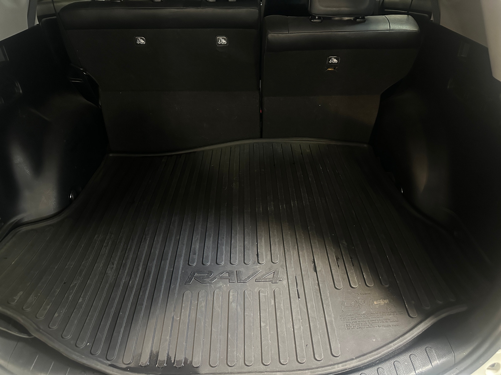 Thumbnail: 2018 Toyota RAV4 - 6