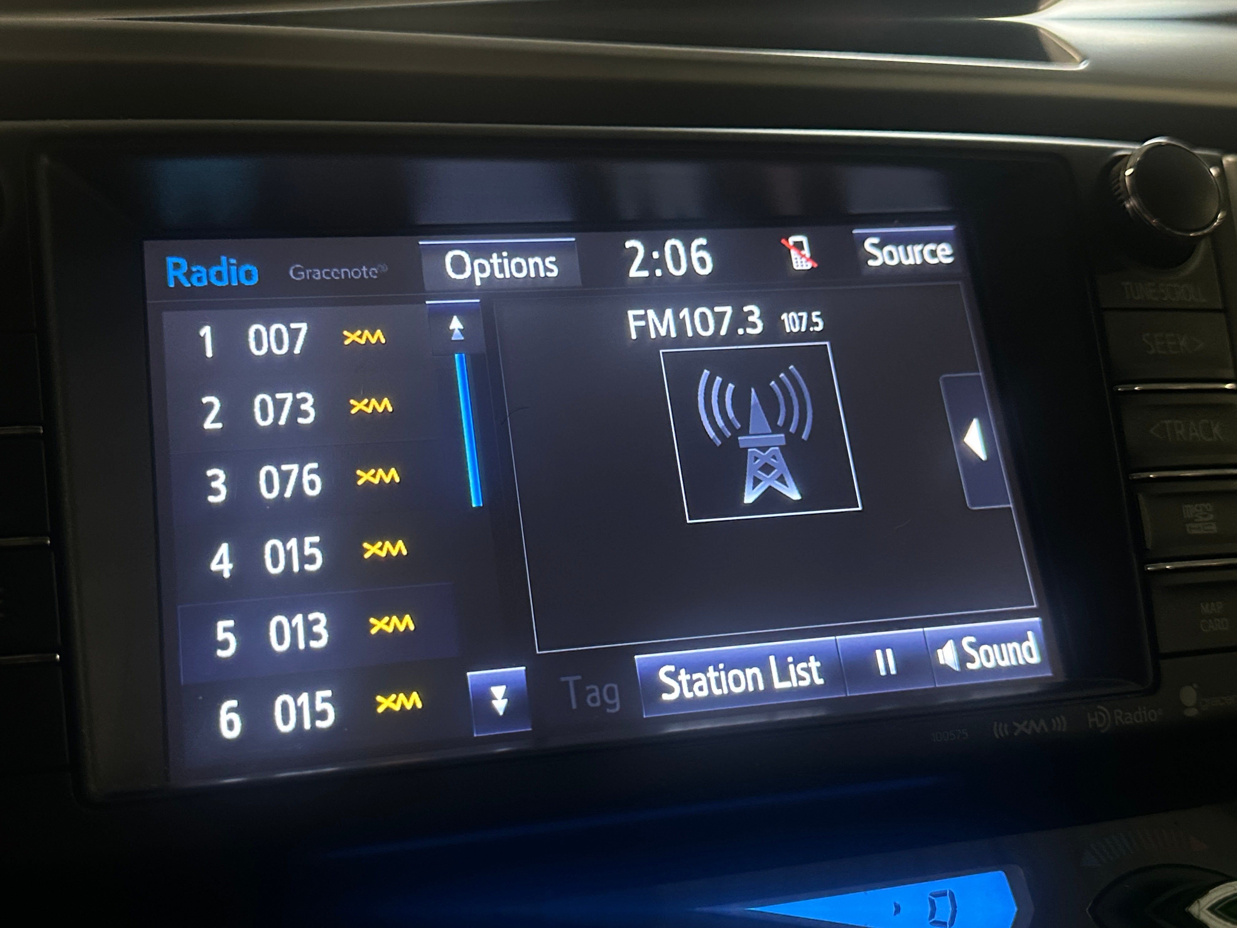2018 Toyota RAV4 Limited - Photo 11