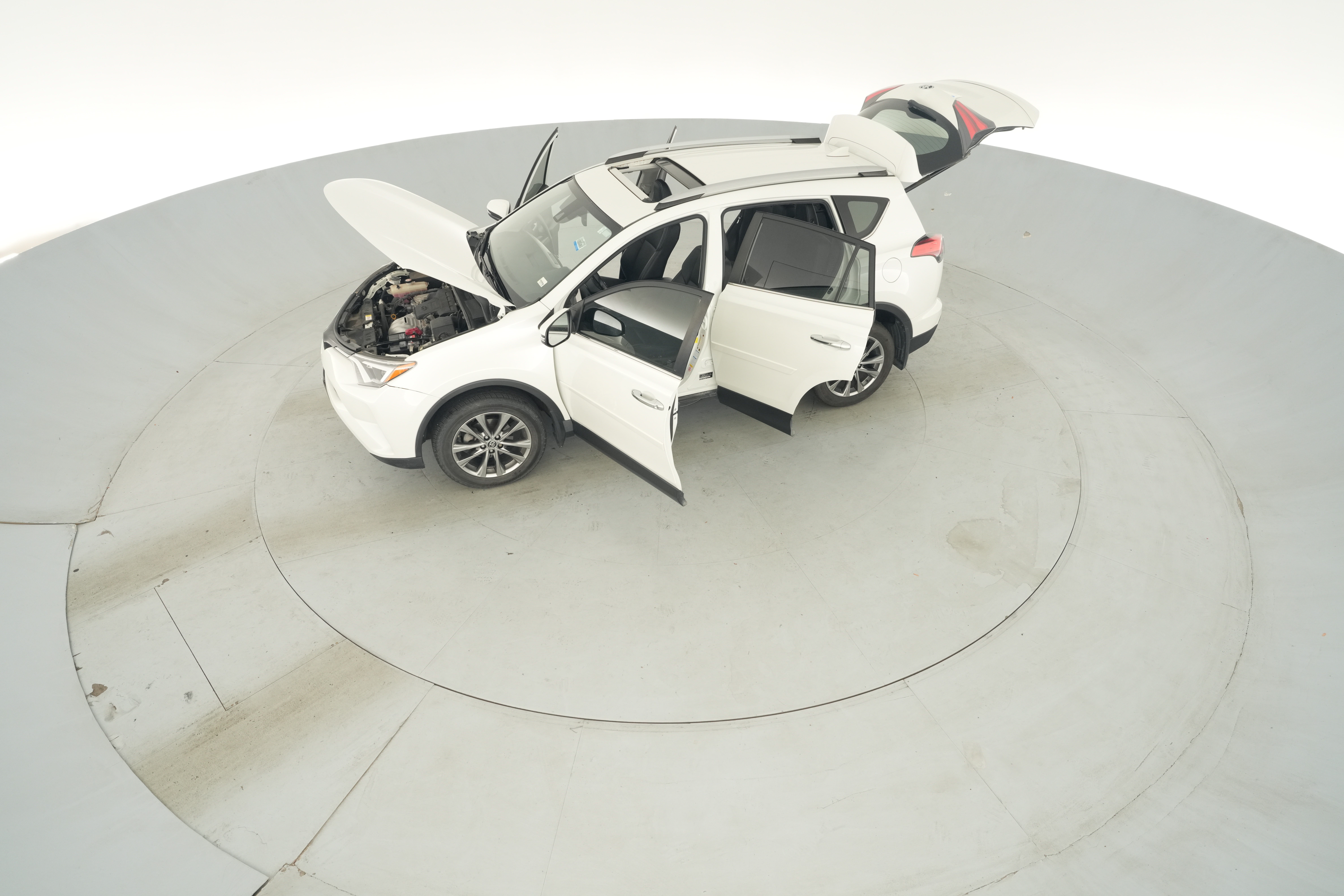 2018 Toyota RAV4 Limited - Photo 43