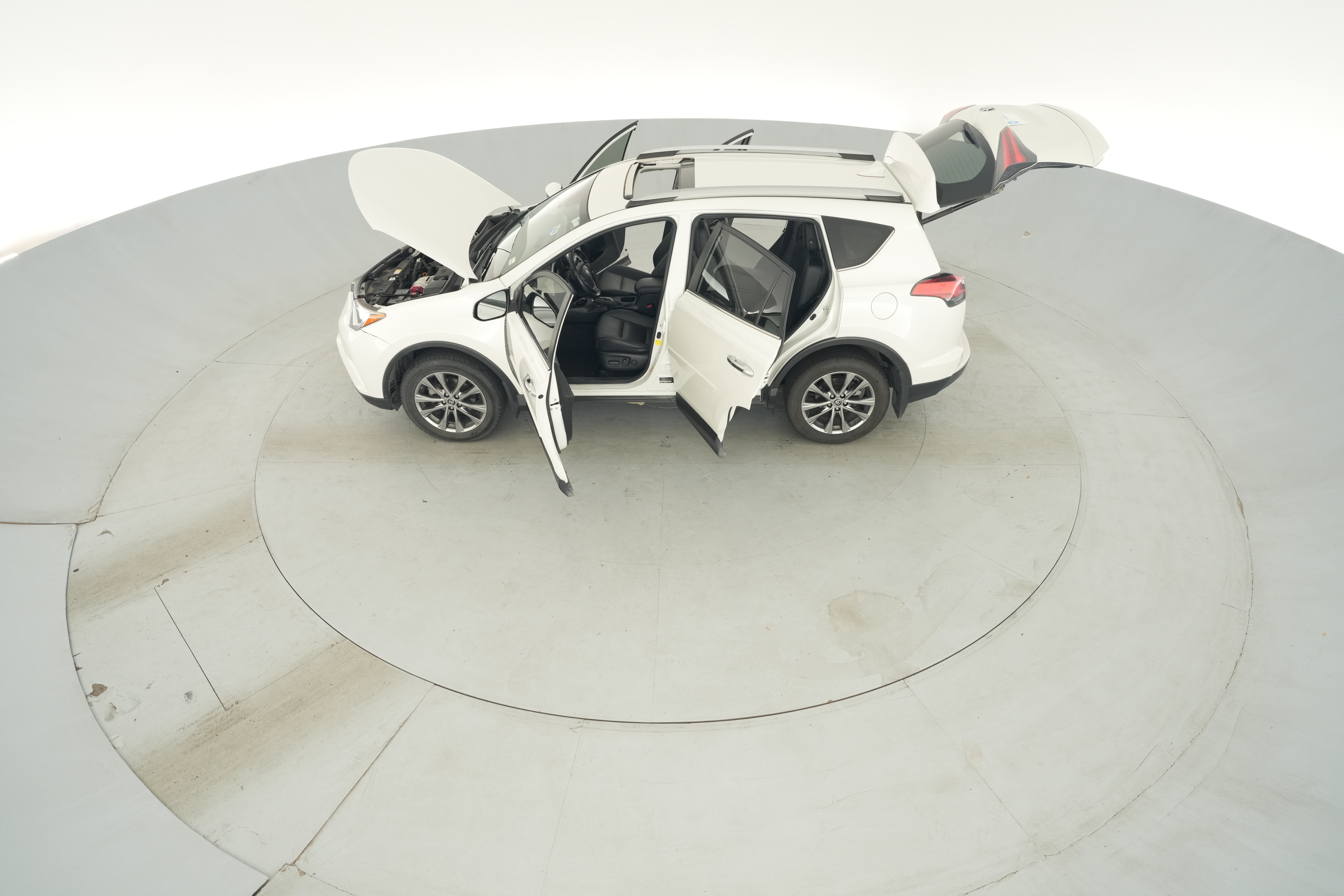 2018 Toyota RAV4 Limited - Photo 44