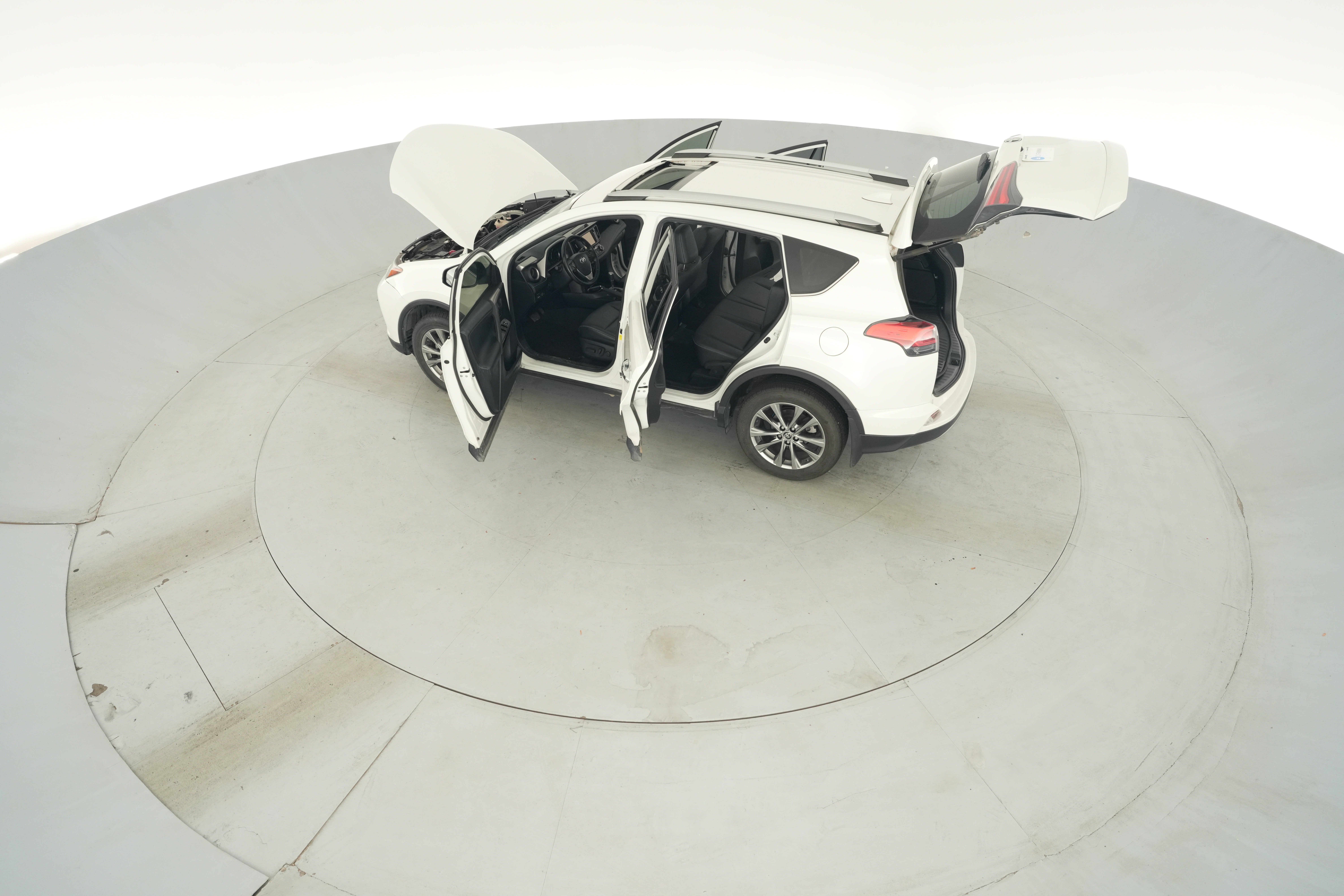 2018 Toyota RAV4 Limited - Photo 45