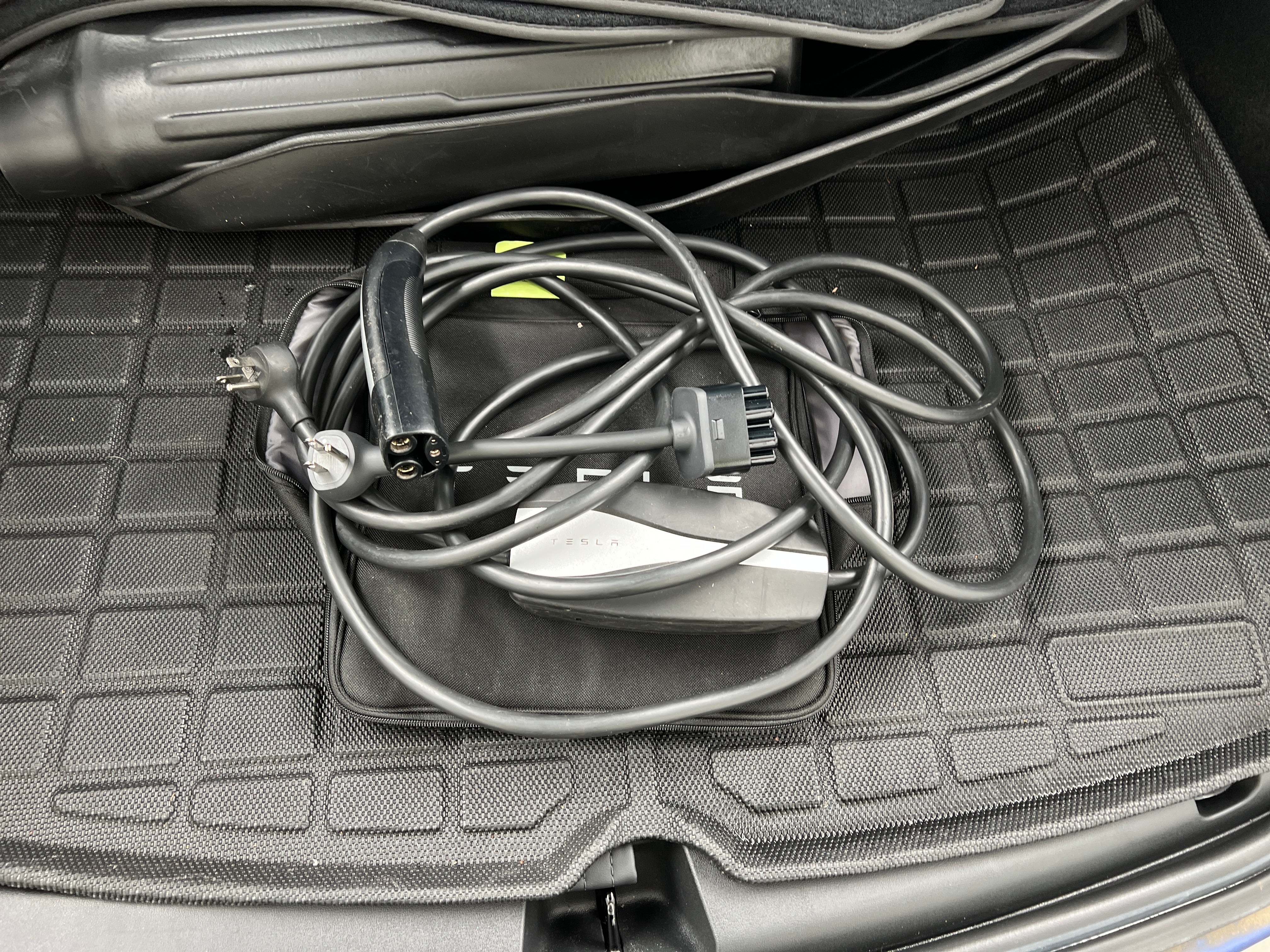 Used 2022 Tesla Model Y Long Range with VIN 7SAYGDEE0NA008022 for sale in Auburn, WA