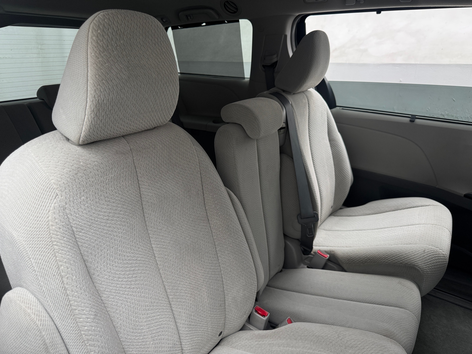 Thumbnail: 2014 Toyota Sienna - 6