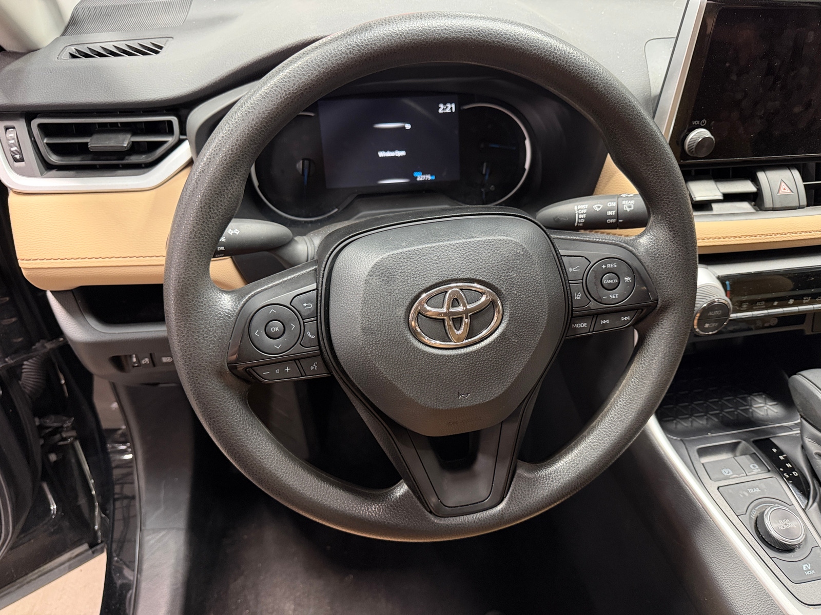 Thumbnail: 2025 Toyota RAV4 - 5