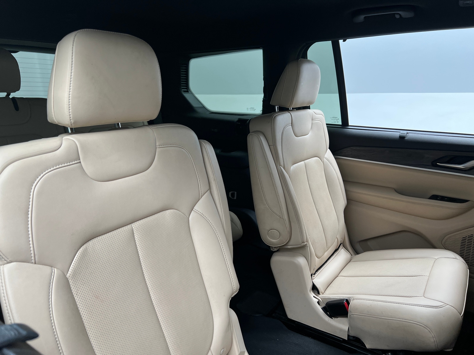 Thumbnail: 2023 Jeep Grand Cherokee L - 5