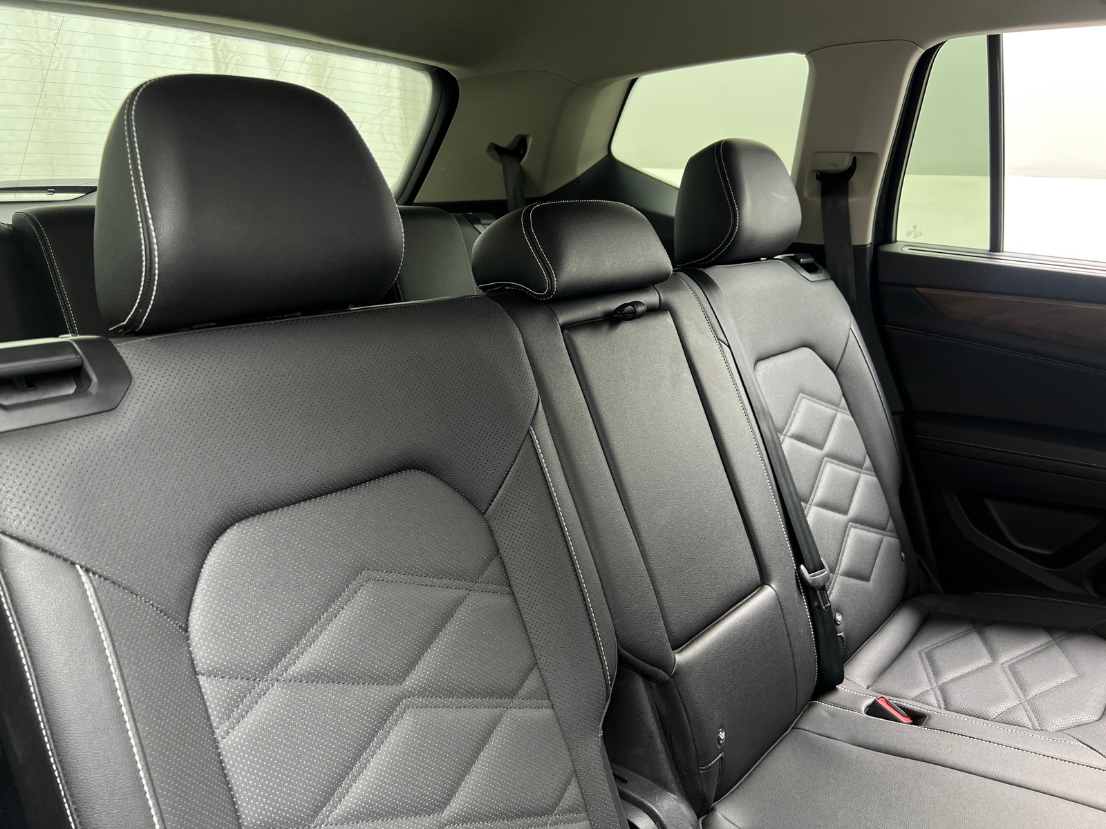 Thumbnail: 2026 Volkswagen Atlas - 5
