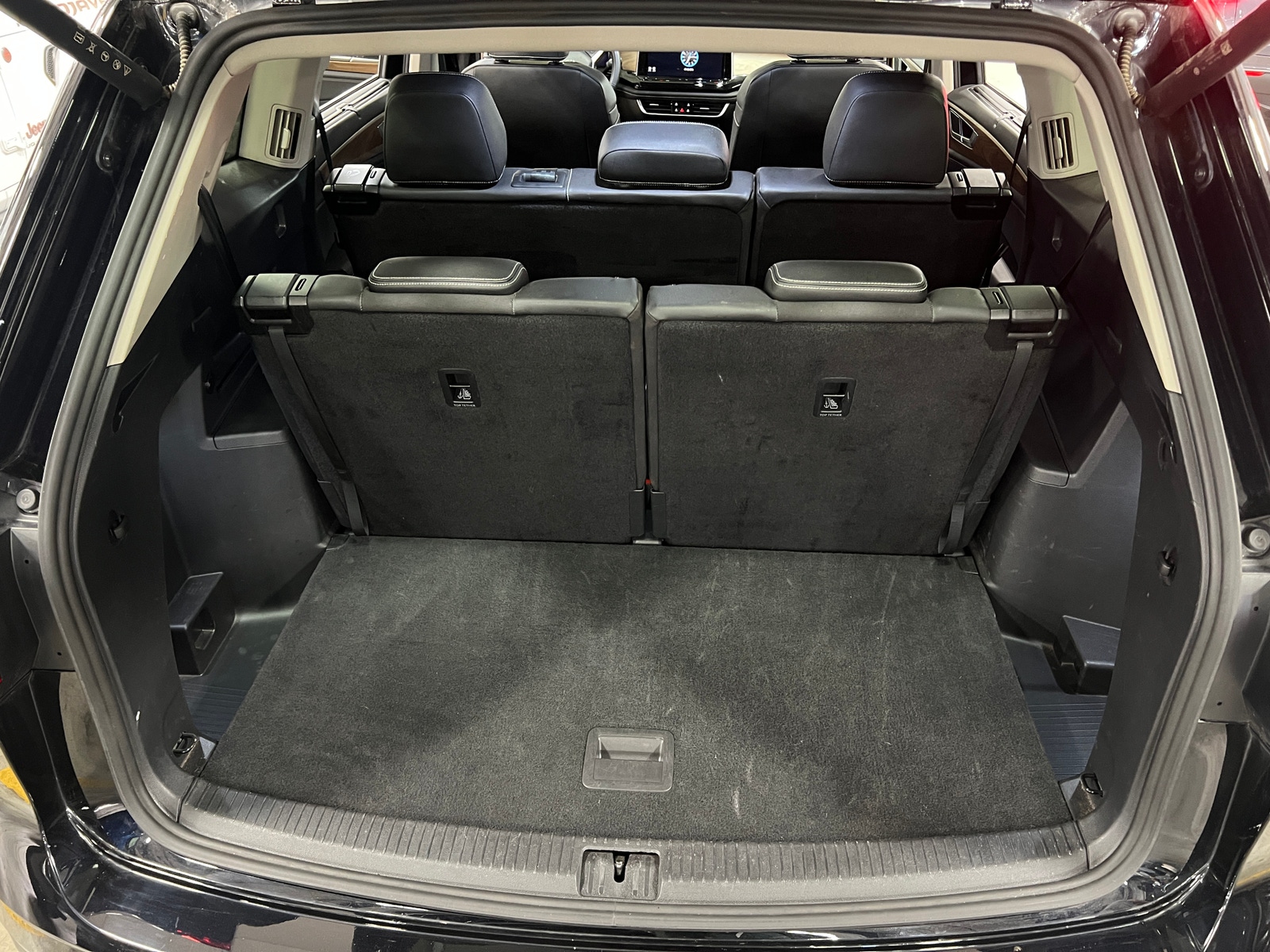 Thumbnail: 2026 Volkswagen Atlas - 6