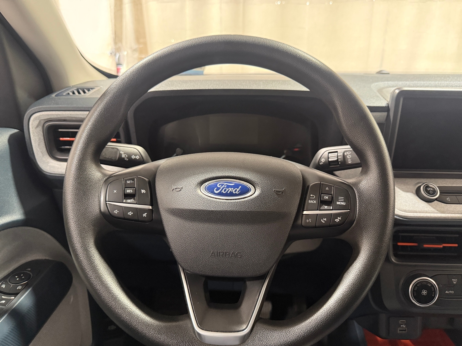 Thumbnail: 2022 Ford Maverick - 5