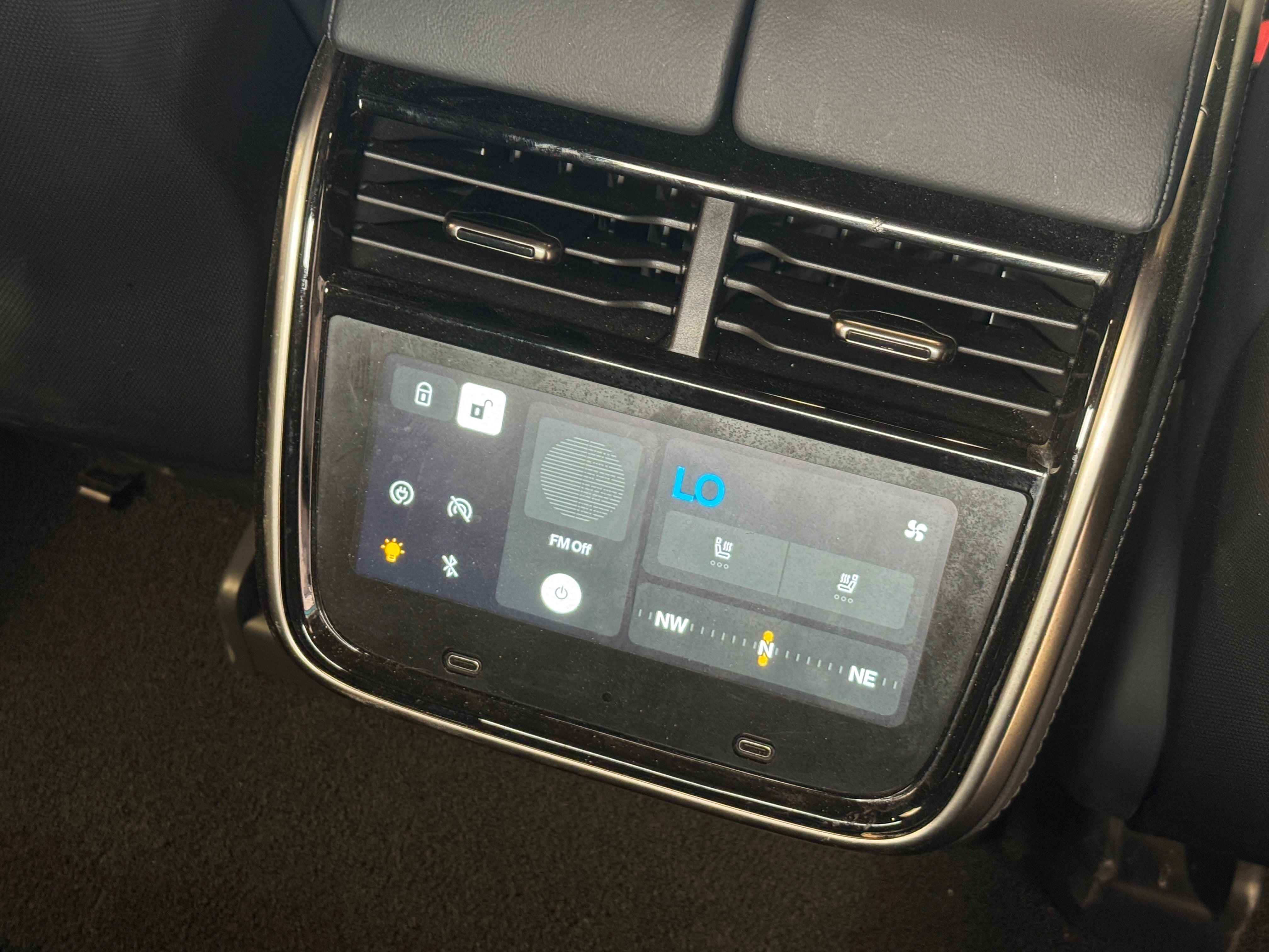Used 2022 Rivian R1T Launch Edition with VIN 7FCTGAAL7NN004347 for sale in Pewaukee, WI