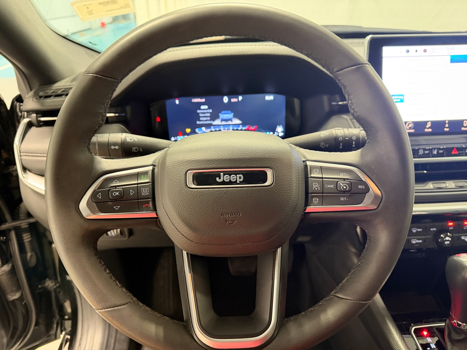 Thumbnail: 2023 Jeep Compass - 4