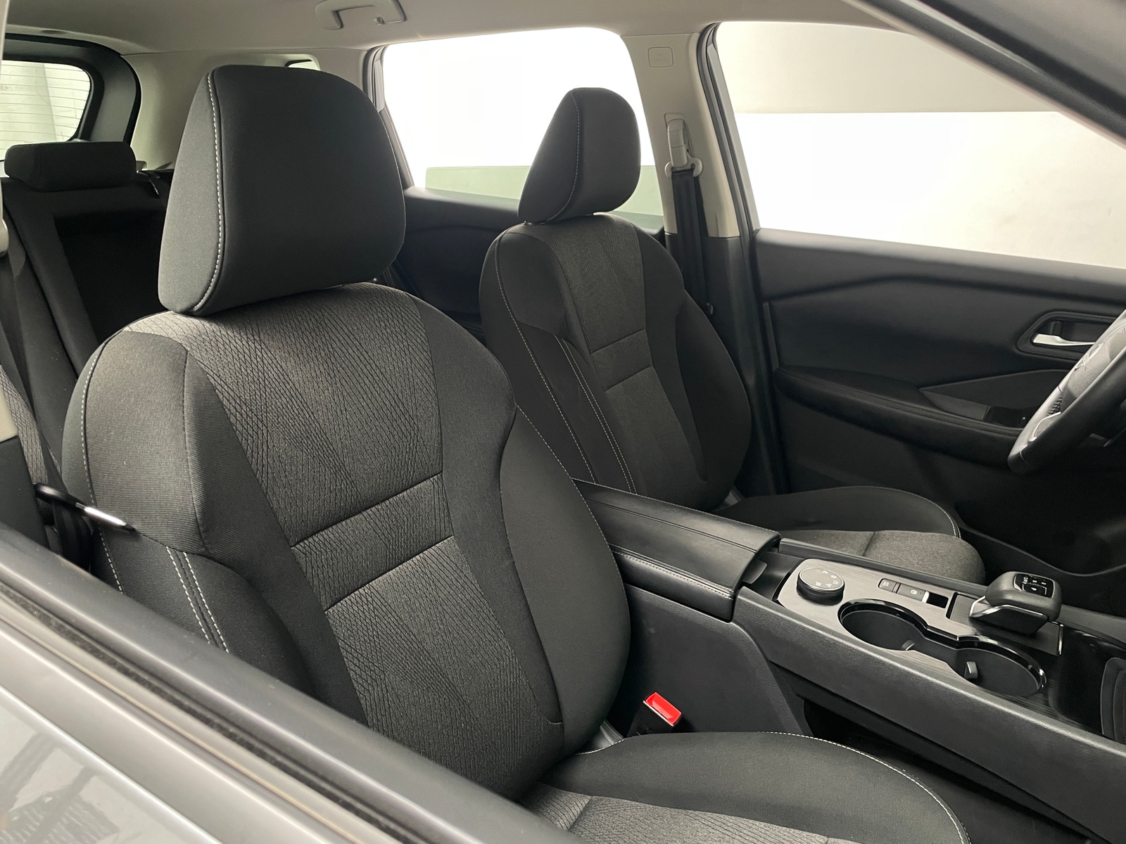 Thumbnail: 2025 Nissan Rogue - 2
