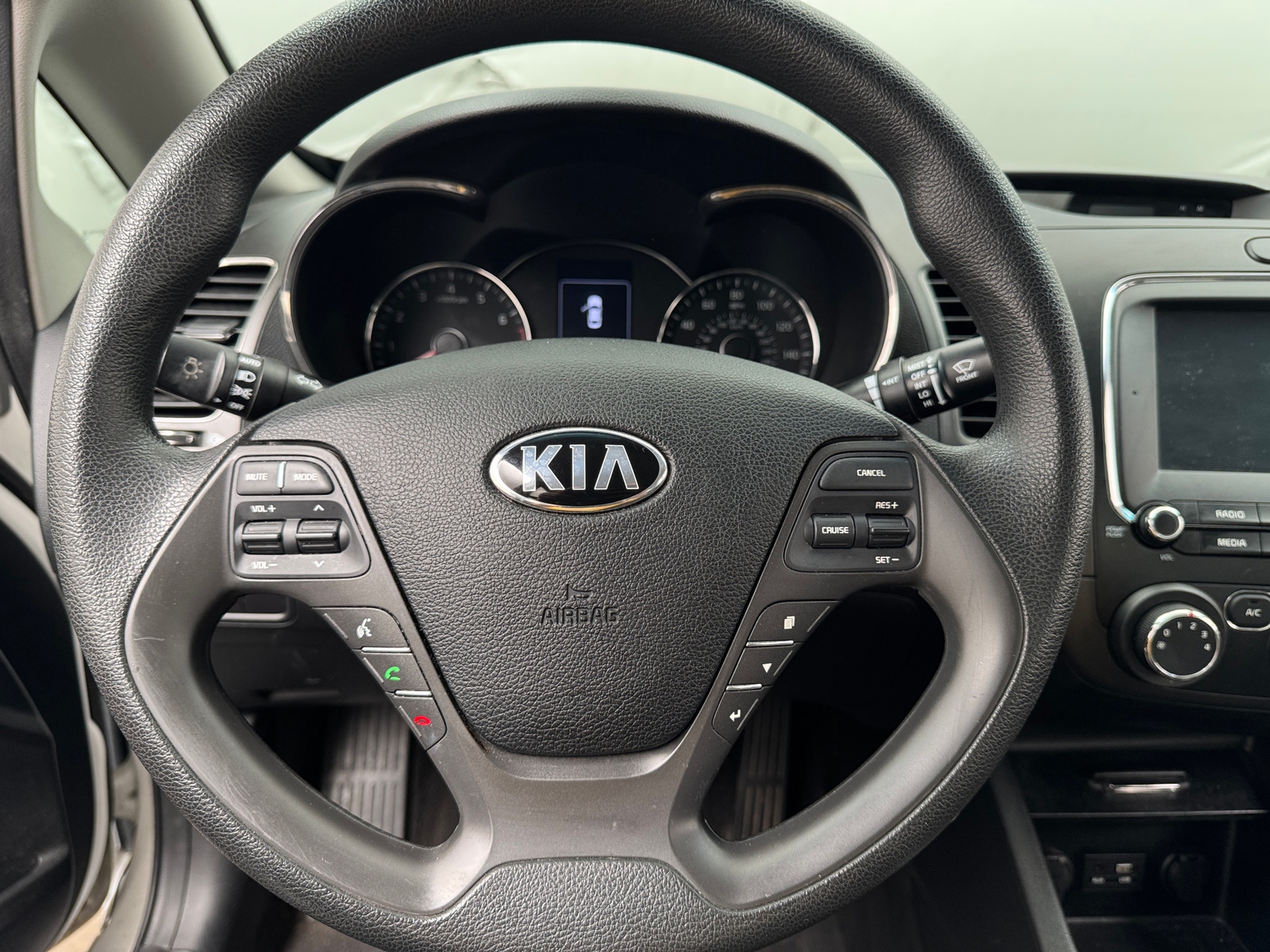 Thumbnail: 2018 Kia Forte - 5