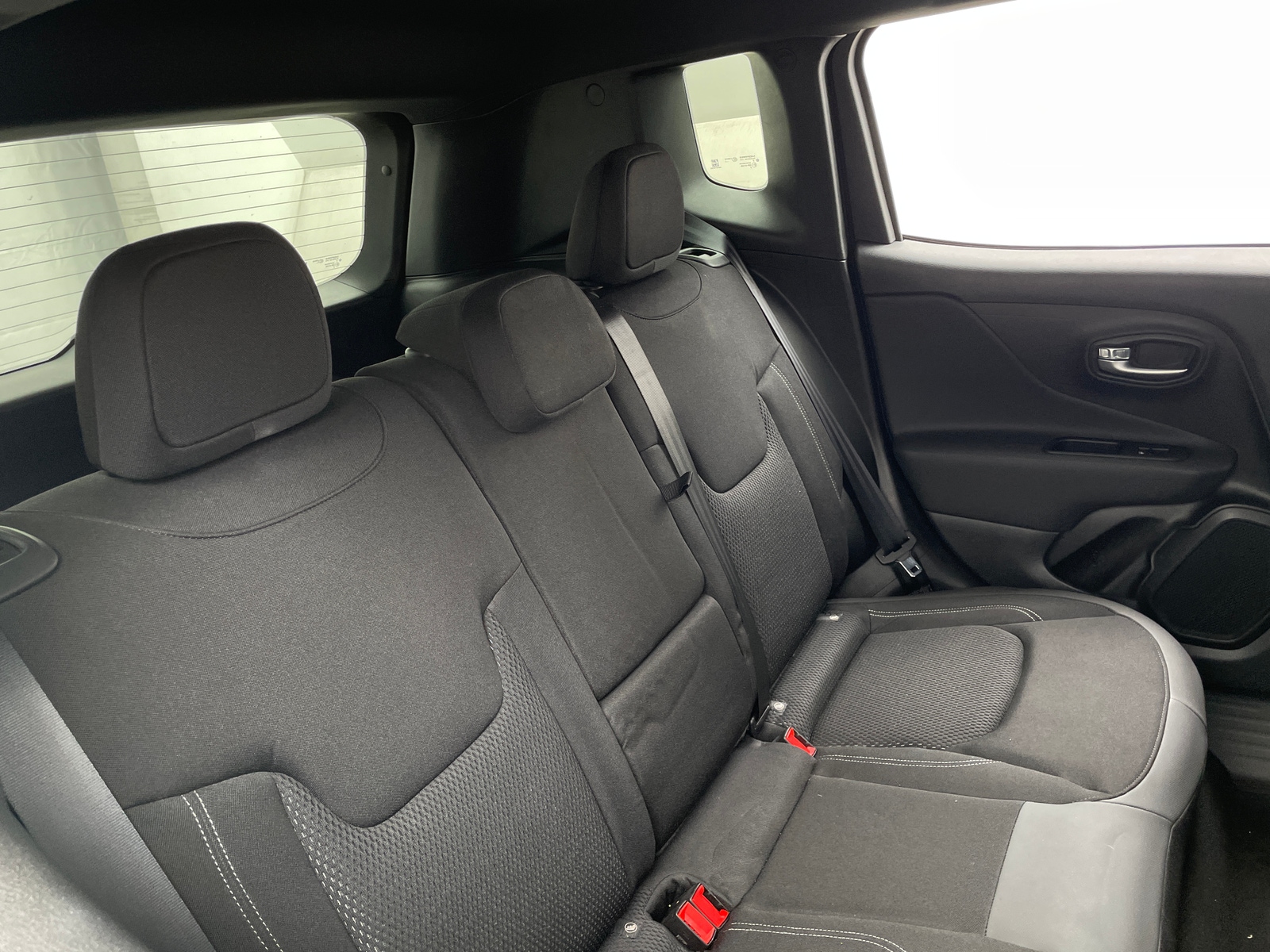 Thumbnail: 2022 Jeep Renegade - 6