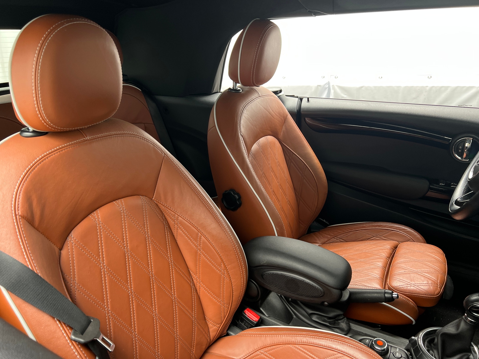 Thumbnail: 2016 MINI Cooper Convertible - 2